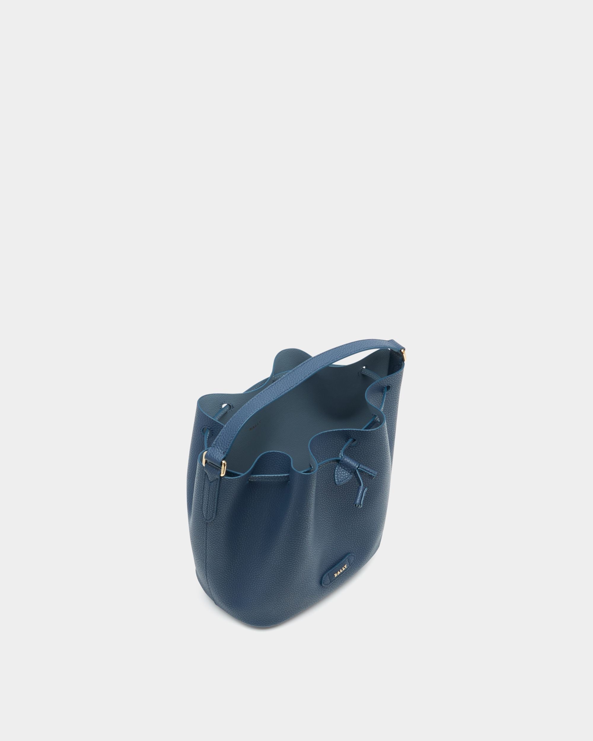 Bally Global - Bucket Bag In Blue Leather - Blue