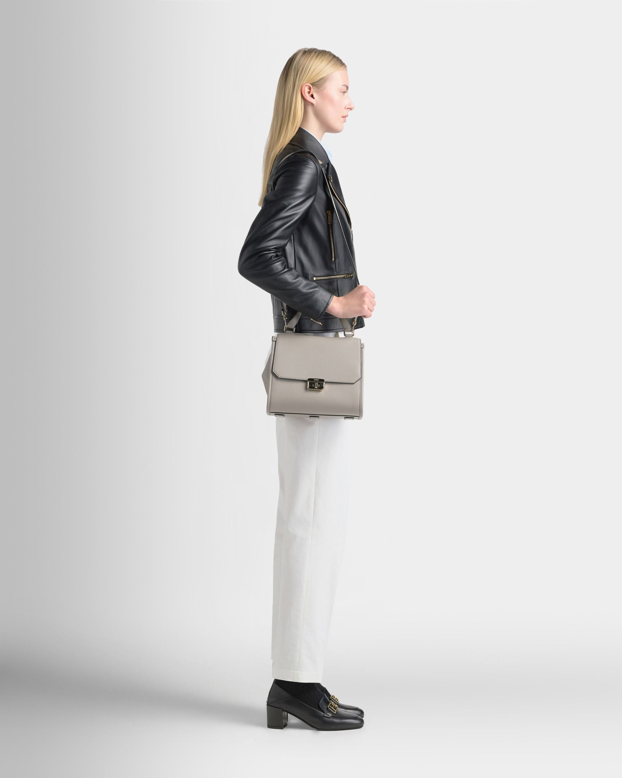 Bally Global - Bolso con asa superior de piel granulada topo - Marrón