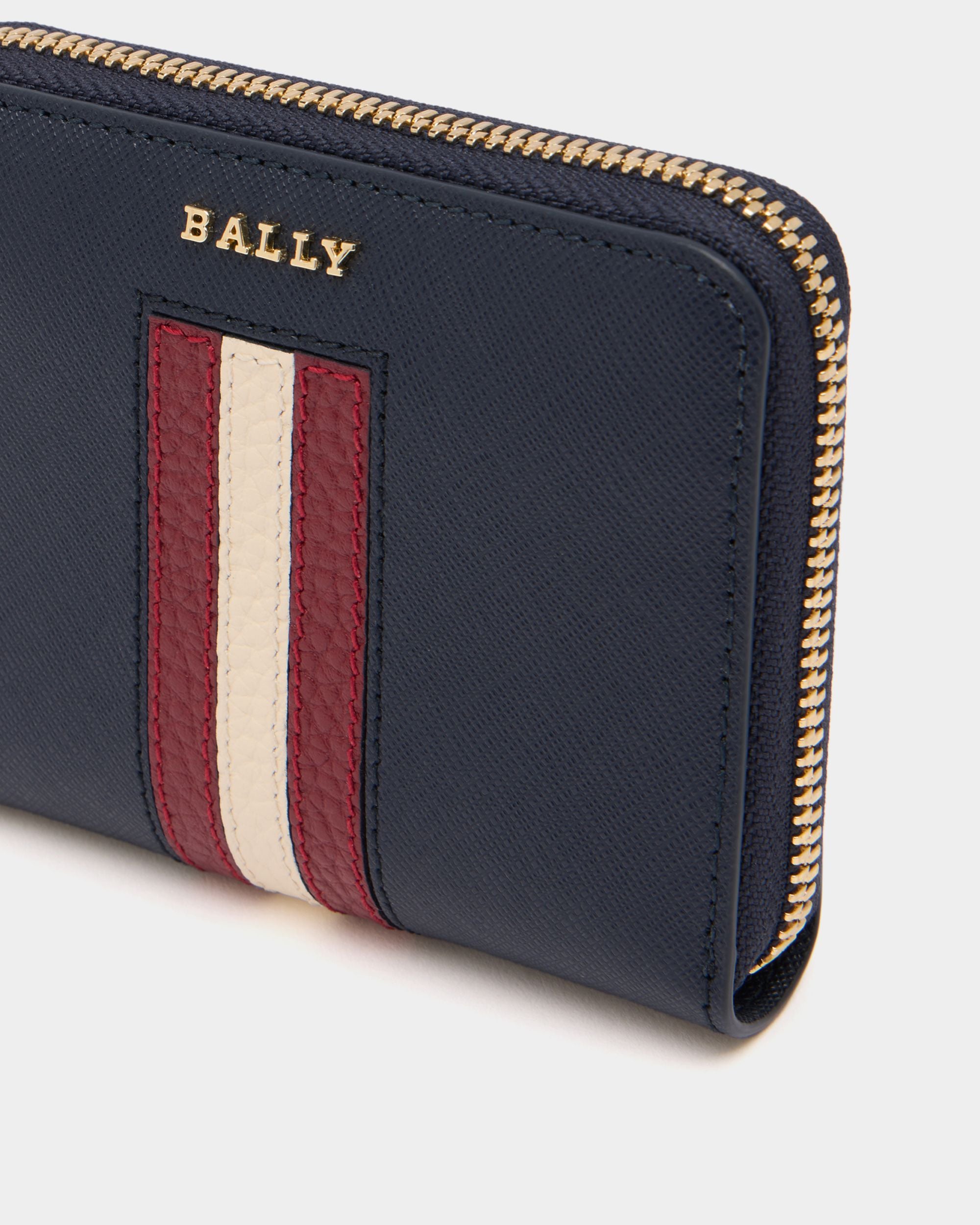 Bally Global - Portafoglio Con Zip In Pelle Goffrata Navy Blue Con Dettaglio Bally Ribbon - Blu