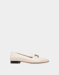 B Chain Slipper in White Leather