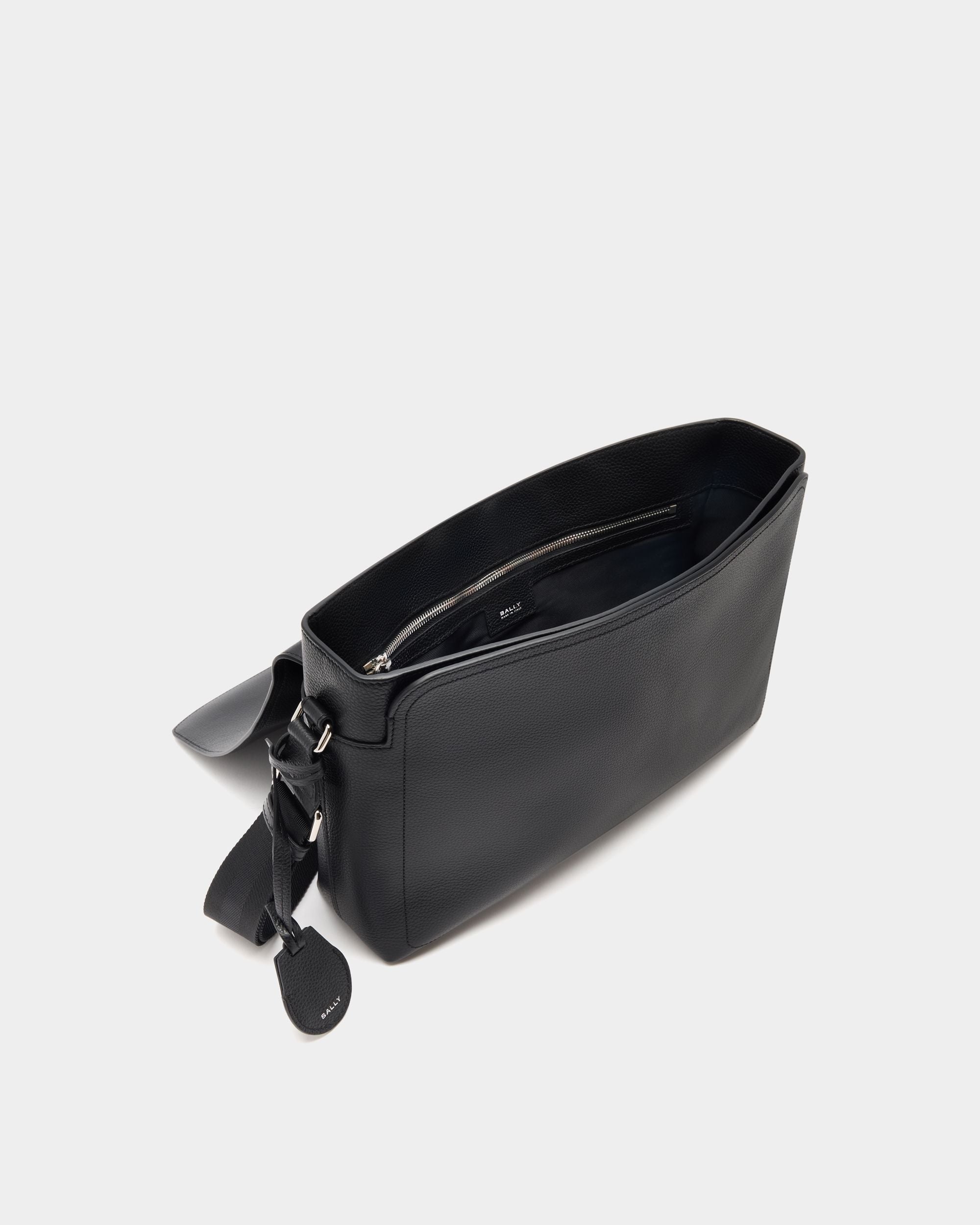 Bally Global - Capitol Messenger Bag In Black Leather - Black