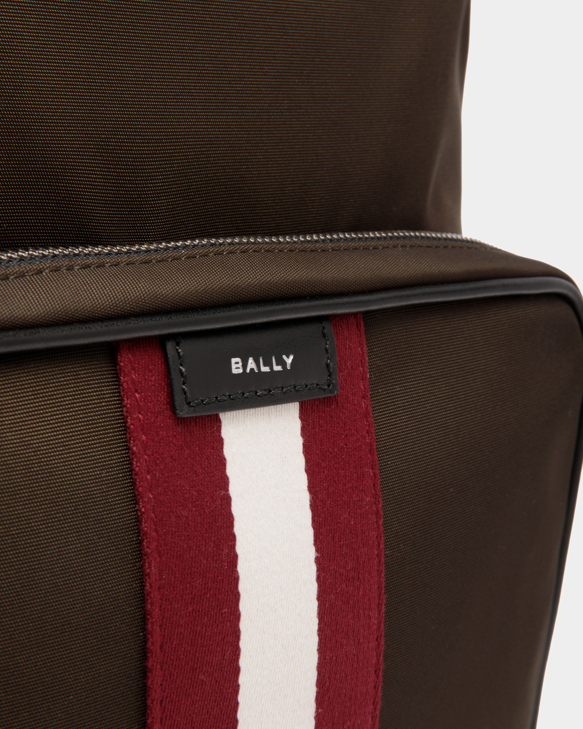 Bally Global - Sac À Dos Code En Nylon Military Green - Vert