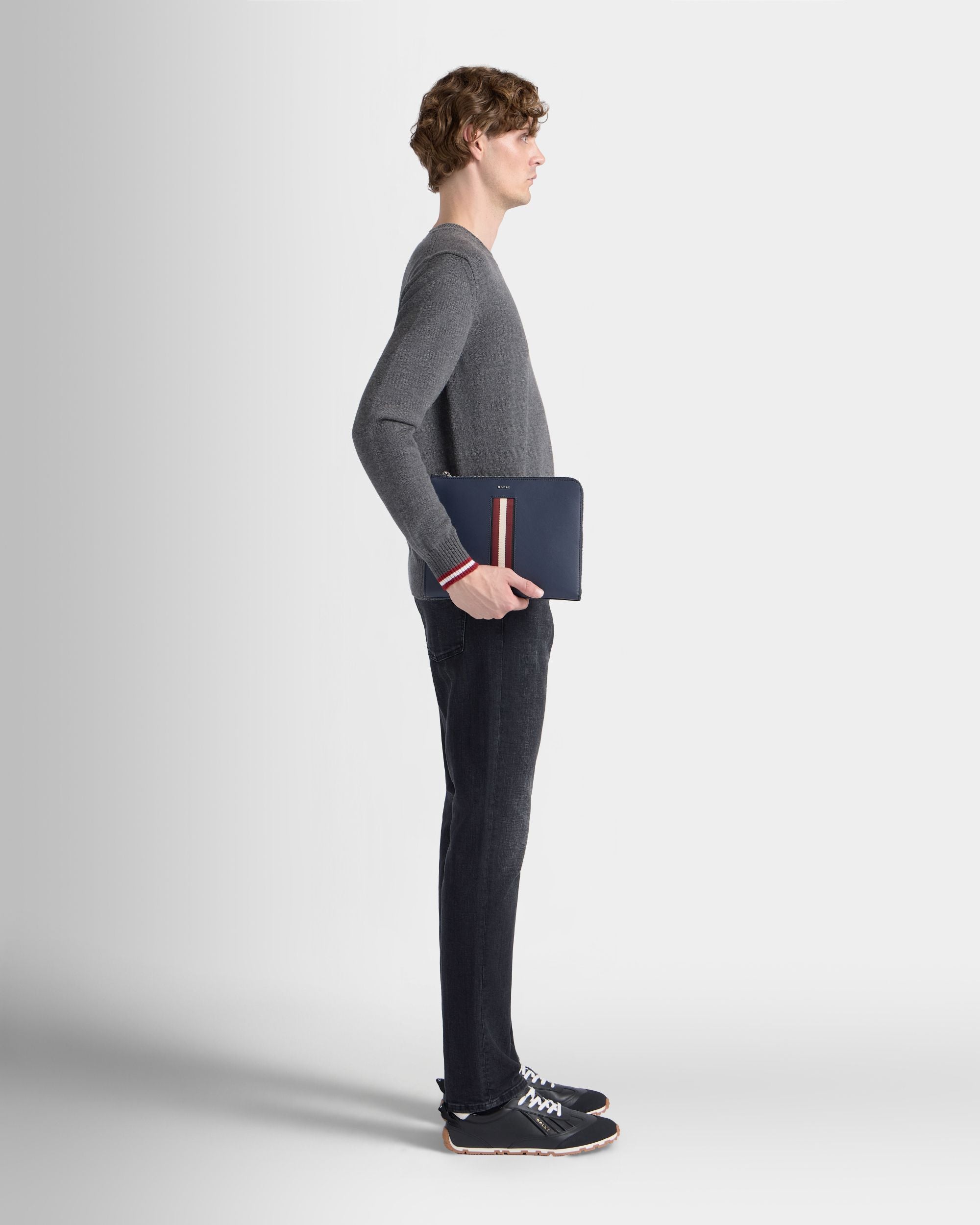 Bally Global - Pochette En Cuir Navy Blue Avec Détail Bally Ribbon - Bleu