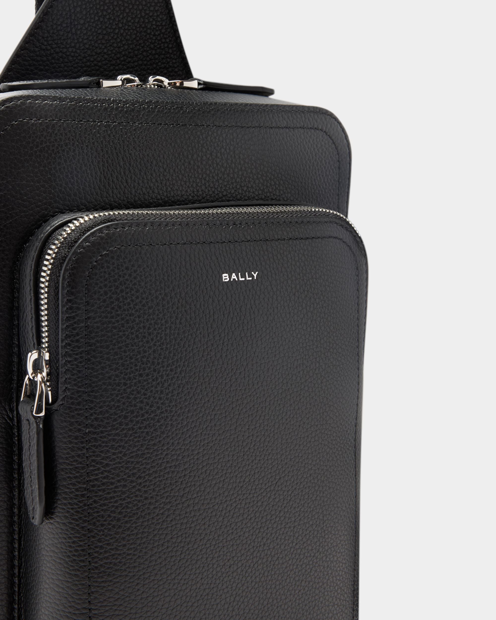 Bally Global - Bolso bandolera Capitol de piel granulada negra - Negro