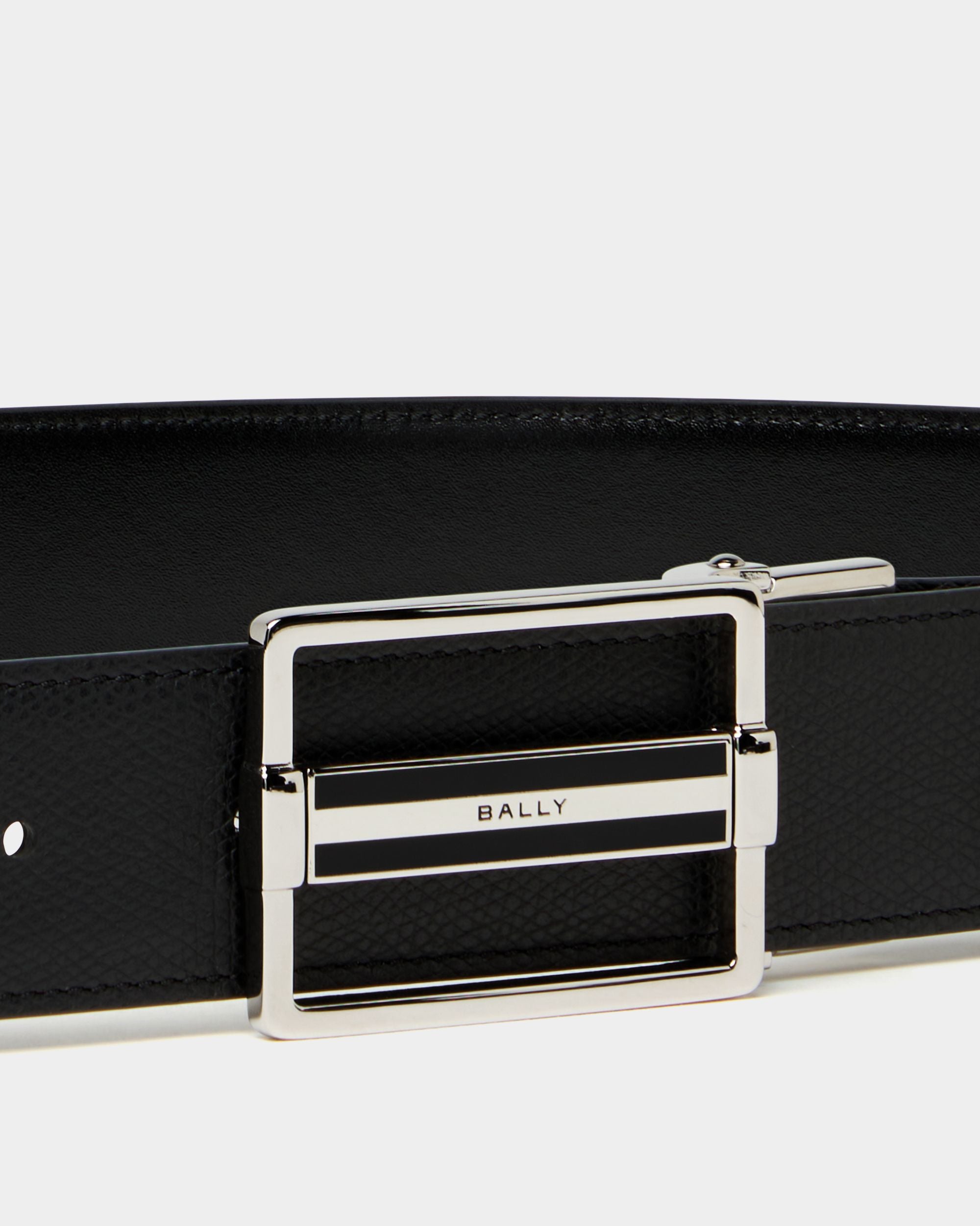 Bally Global - Verstellbarer eleganter Wendegürtel aus schwarzem Leder - Black