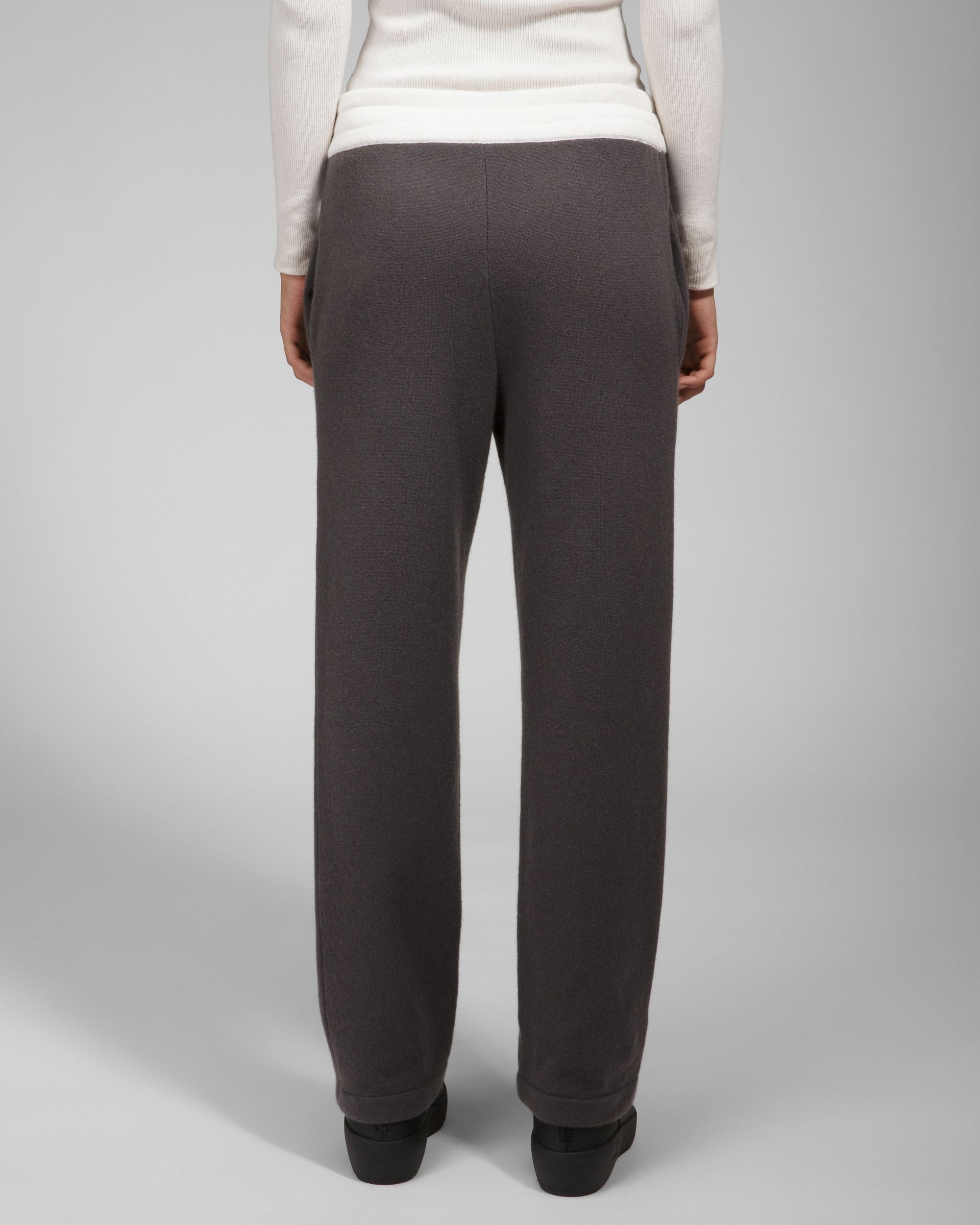 Bally Global - Cashmere Joggers - Grey