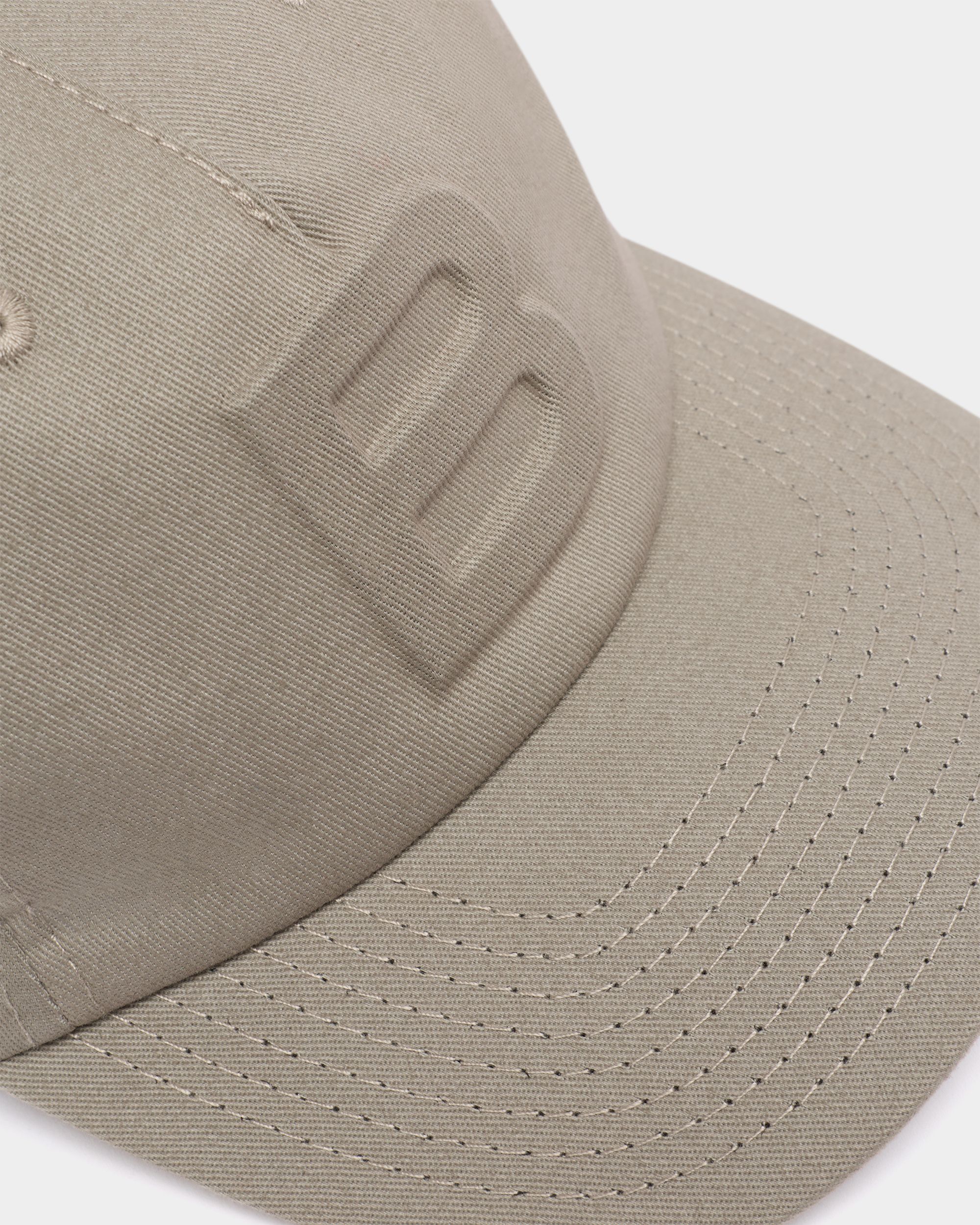 Bally Global - Baseball Hat in Light Grey Cotton With a Debossed Logo - Grey