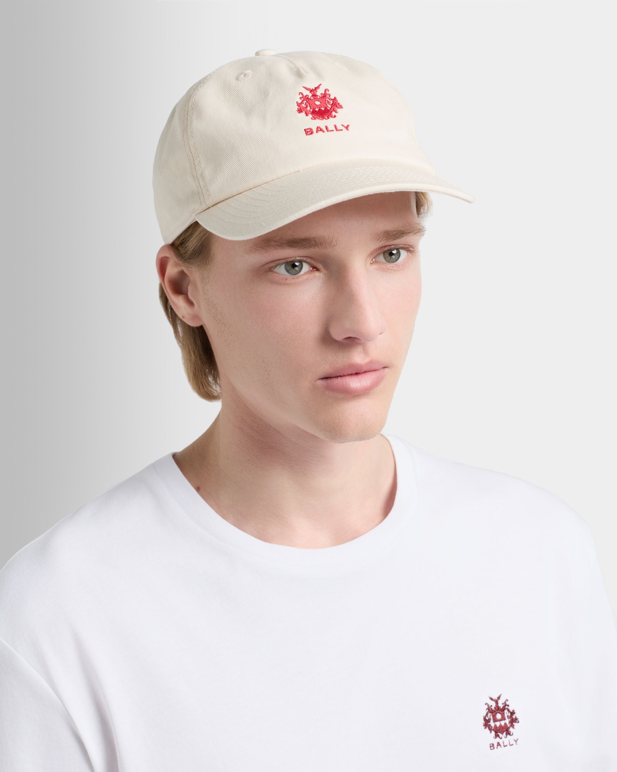 Bally Global - Gorra de béisbol de algodón marfil con escudo Bally Crest liso - Blanco