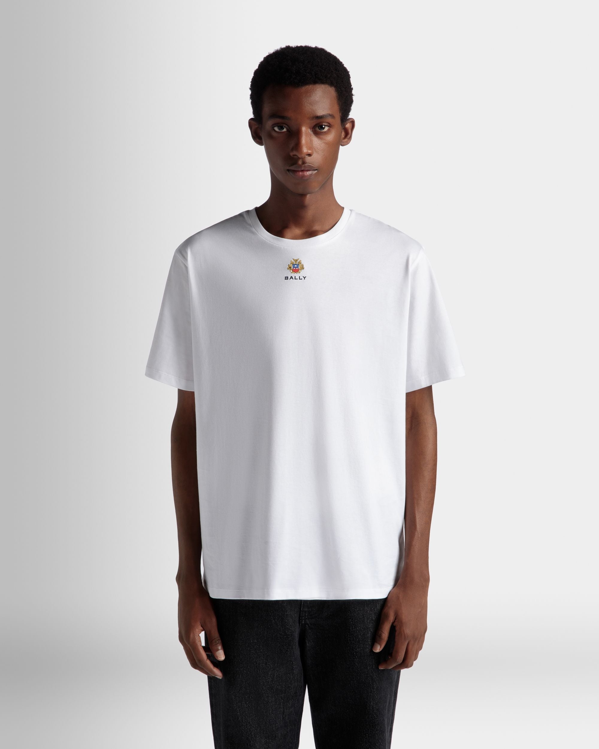 Bally Global - T-Shirt Avec Un Logo Bally Crest En Coton Blanc - Blanc