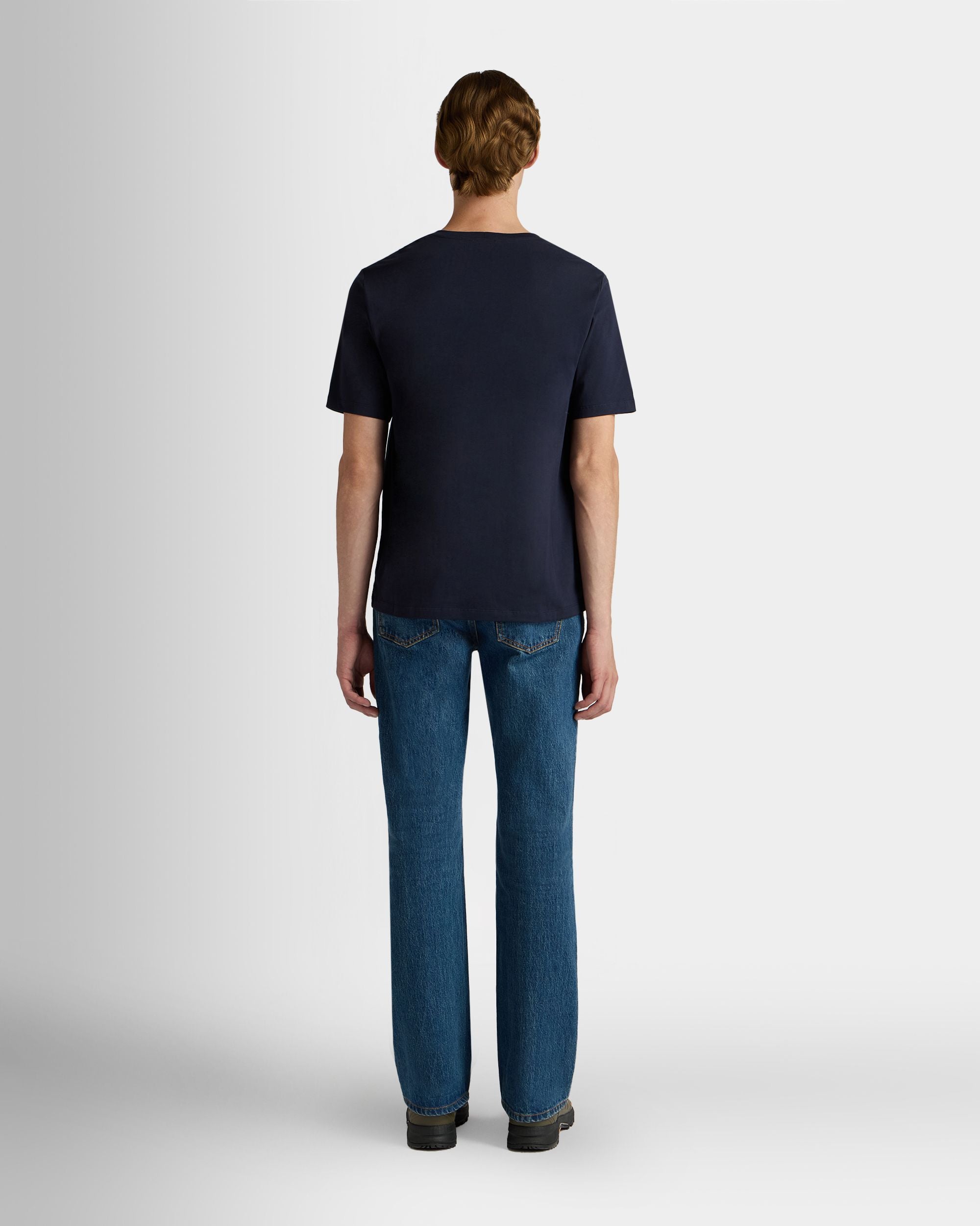 Bally Global - T-Shirt in Navy Blue Cotton with a Bally Crest - Blue