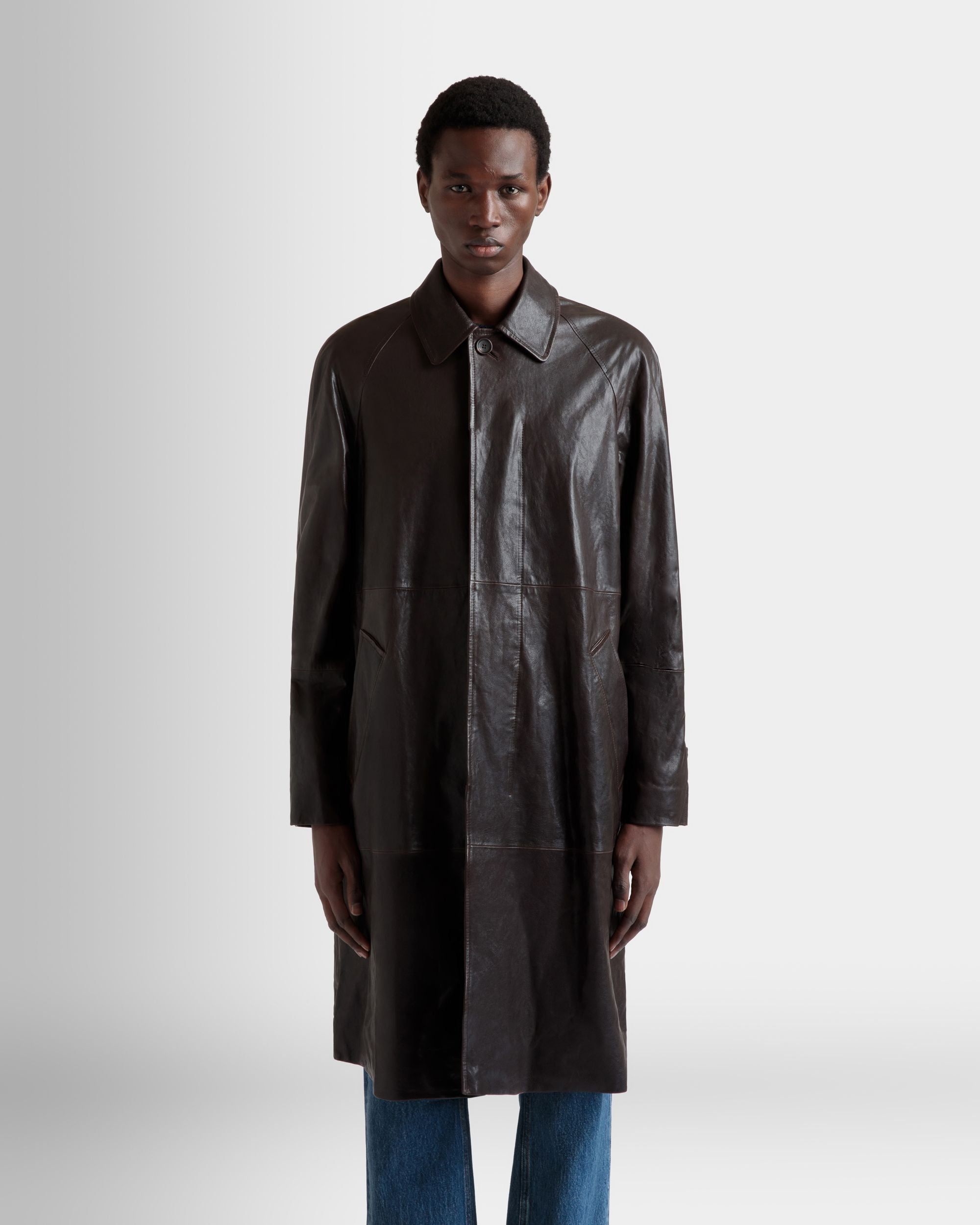 Bally Global - Coat in Brown Leather - Brown