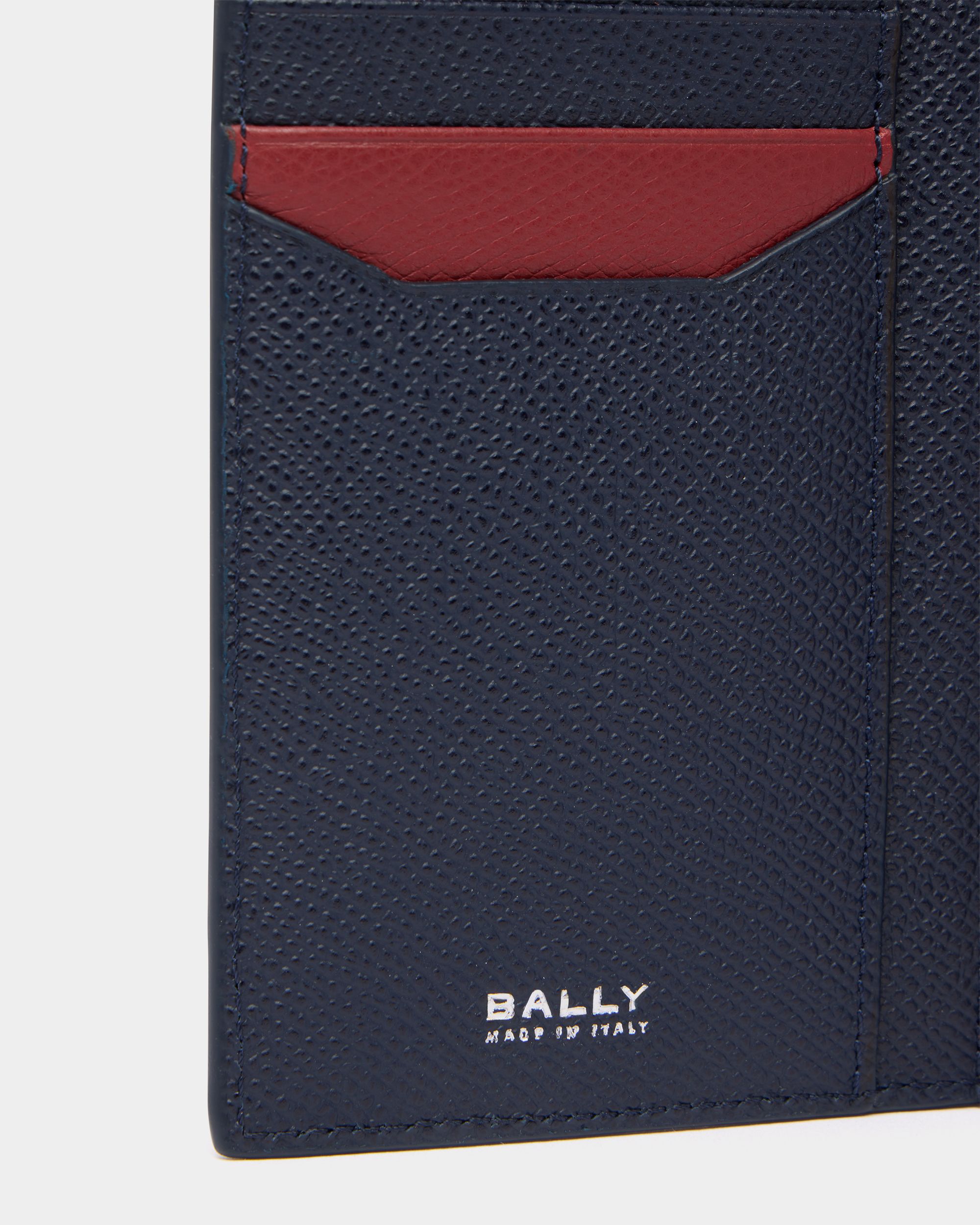 Bally Global - Portefeuille continental Bally Essential en cuir grainé Navy Blue - Bleu
