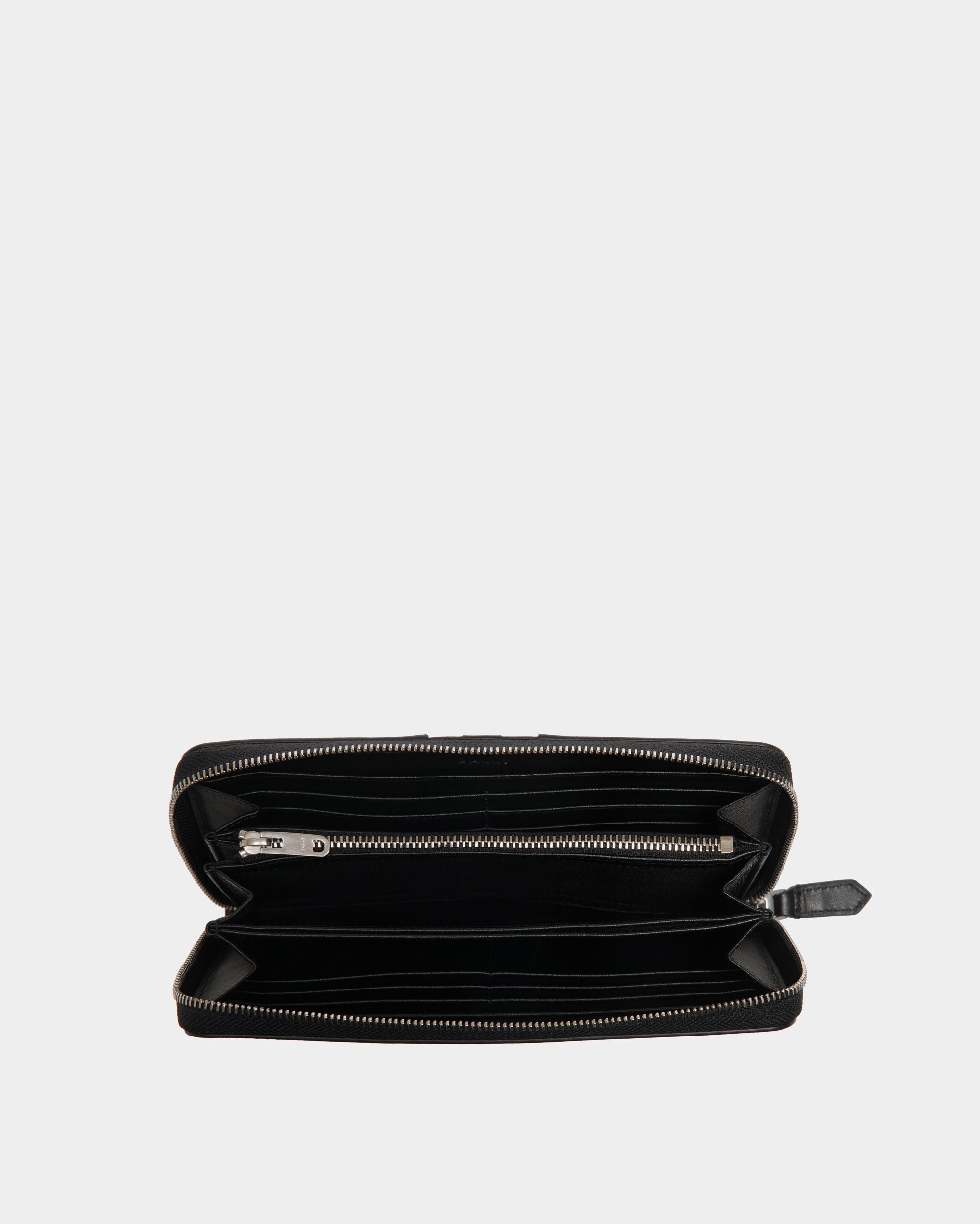 Bally Global - Mythos Geldbörse Mit Umlaufendem Reißverschluss Aus Recyceltem Leder In Schwarz - Noir