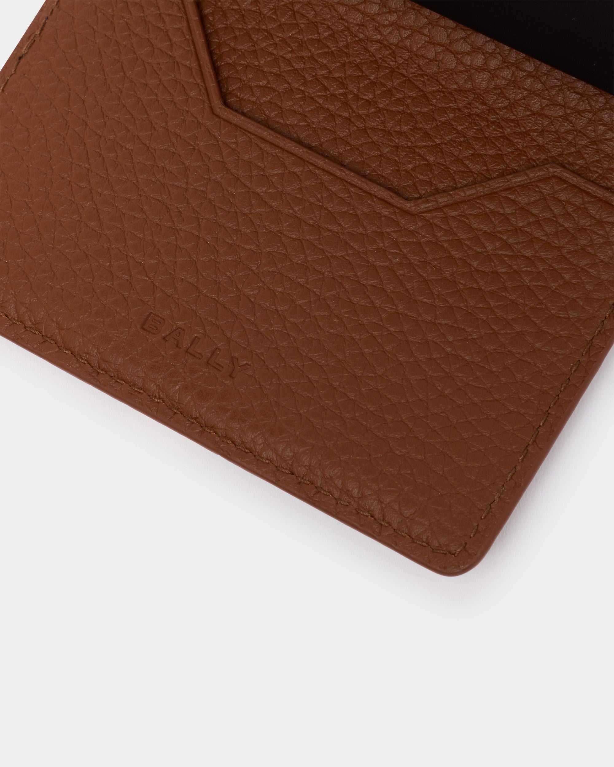 Bally Global - Ribbon Smart Wallet in Amber Brown  Grained Leather - Brown