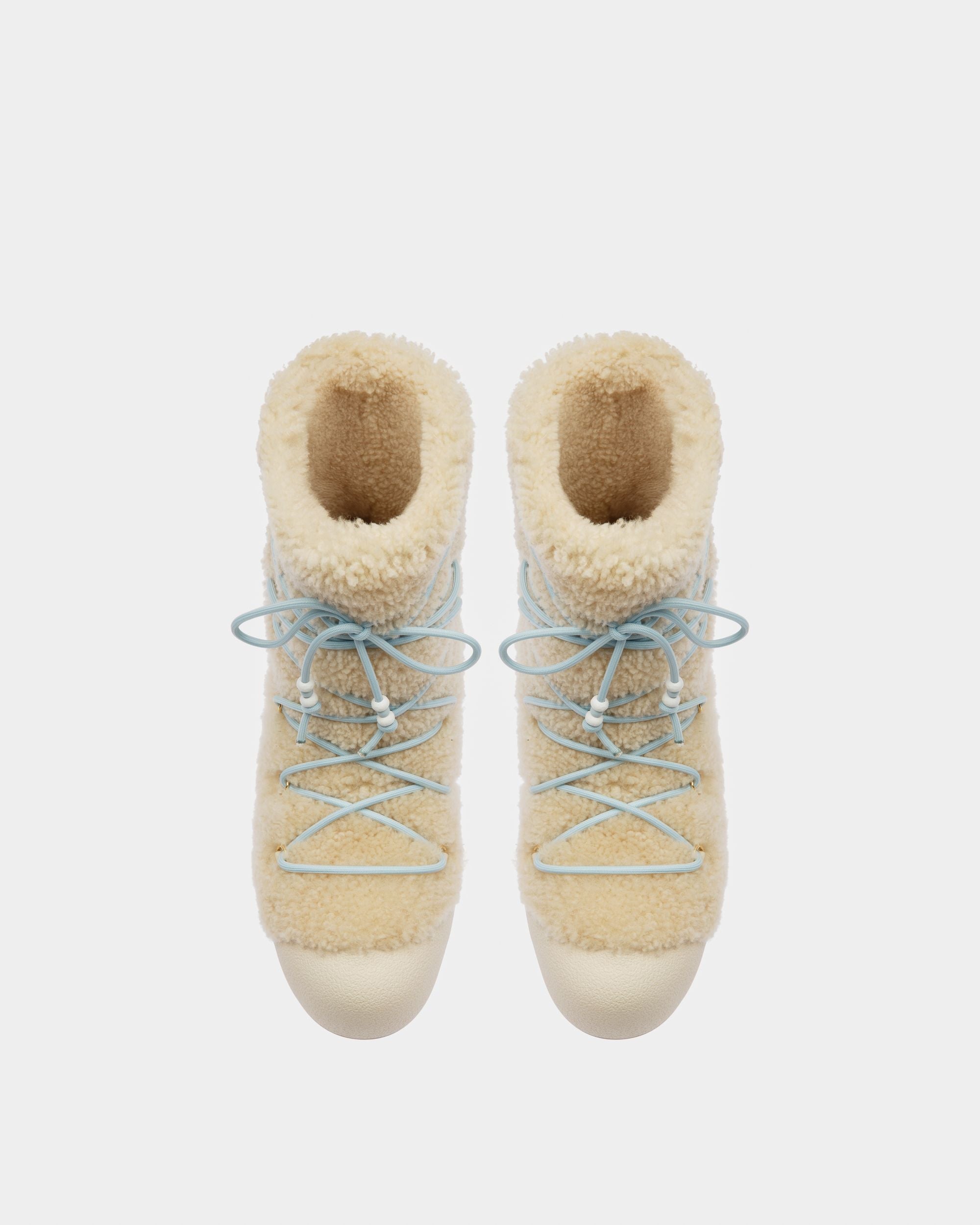 Bally Global - Bota De La Colección Curling De Borreguillo Natural - Blanco