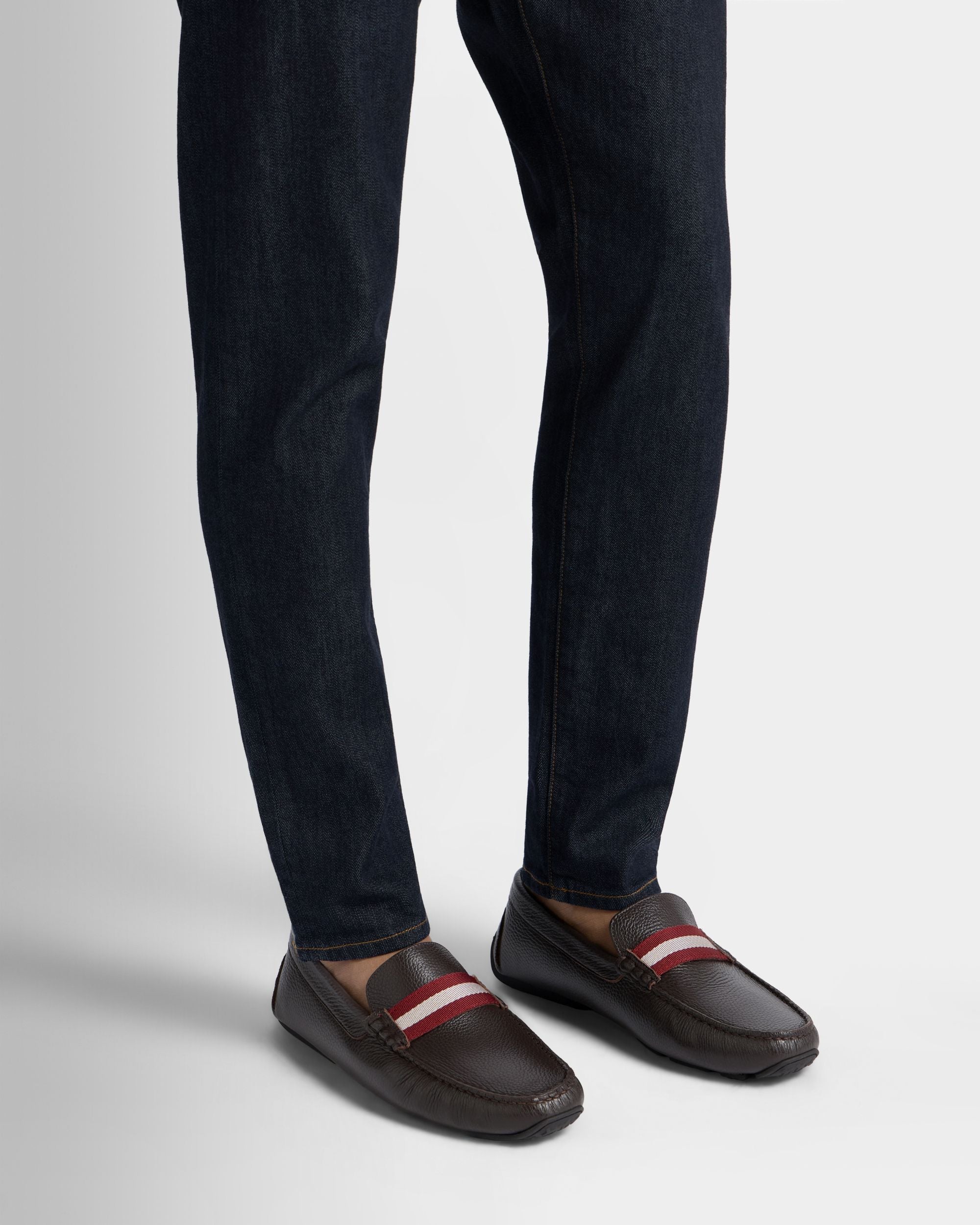 Bally Global - Pilot Driver in Brown Grained Leather - Brown
