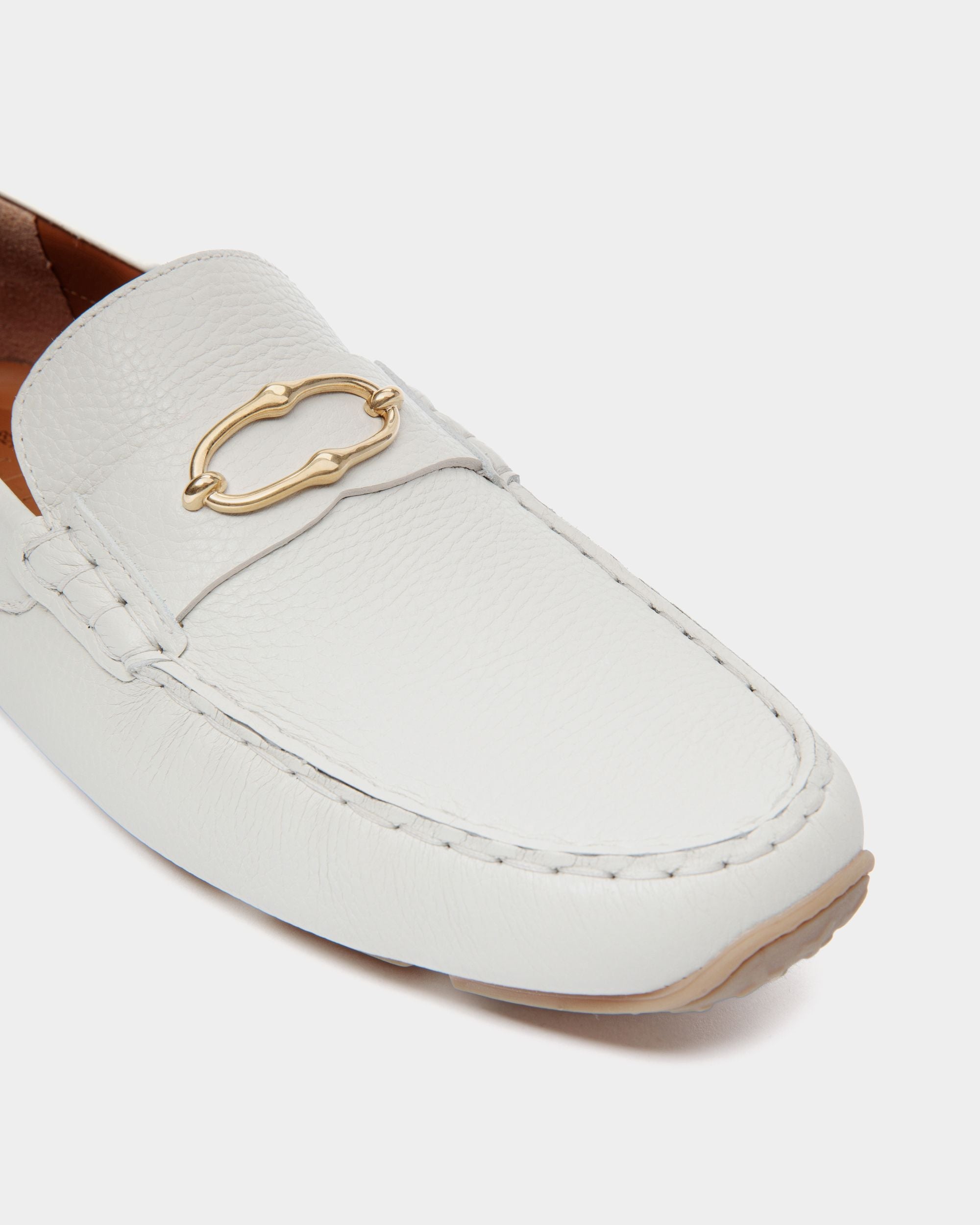 Bally Global - Pilot Driver In Dusty White Leather - White