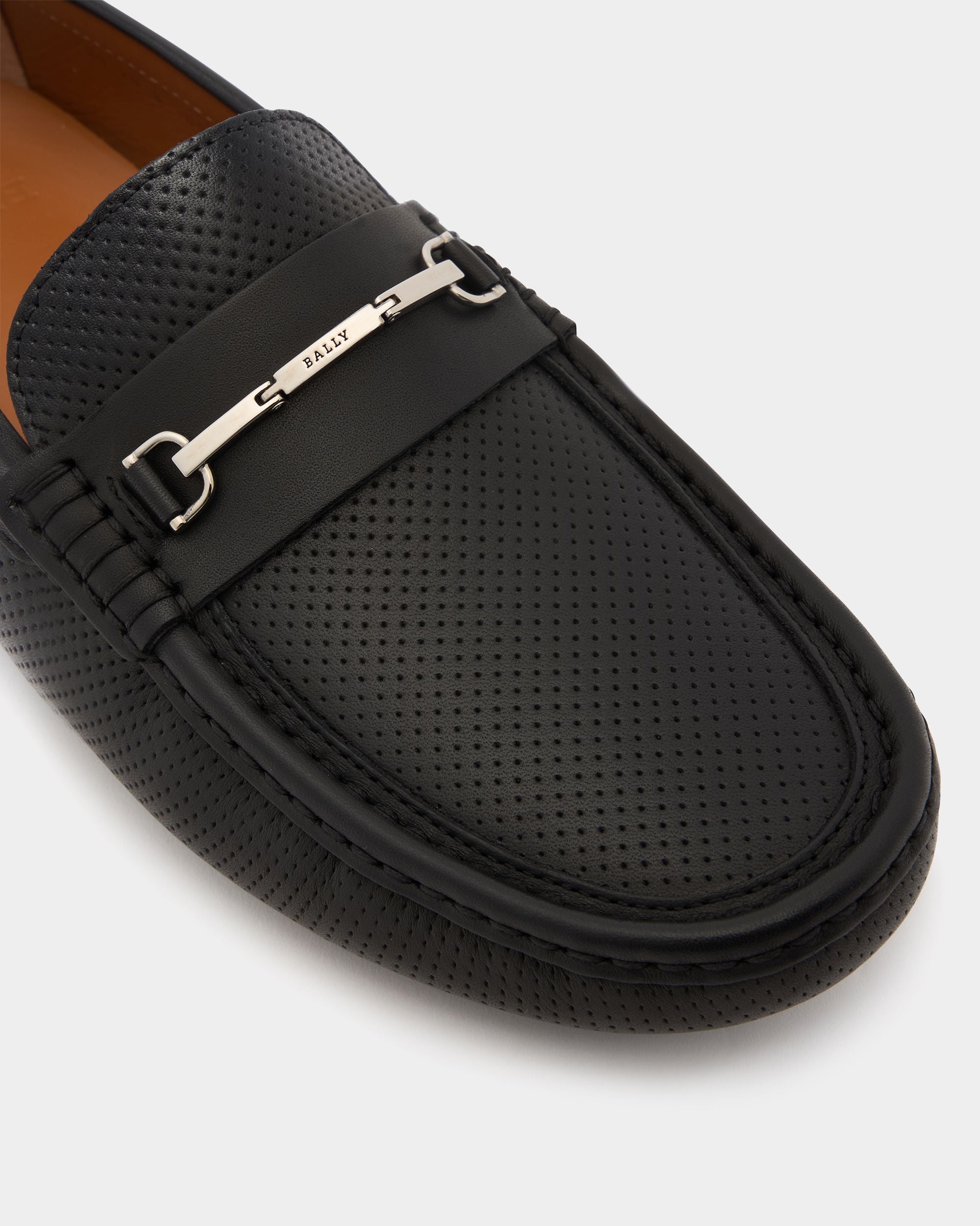 Bally Global - Driver Shoe In Black Leather - Black