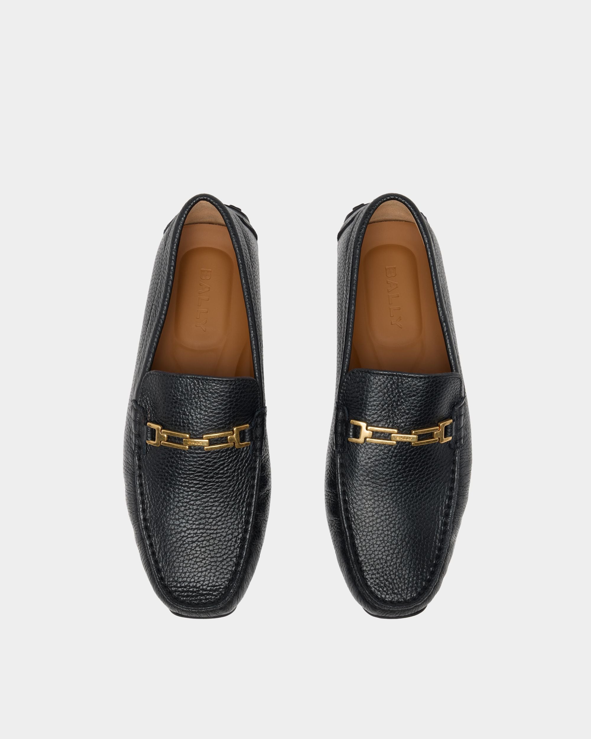 Bally Global - Pilot Driver in Black Grained Leather - Black