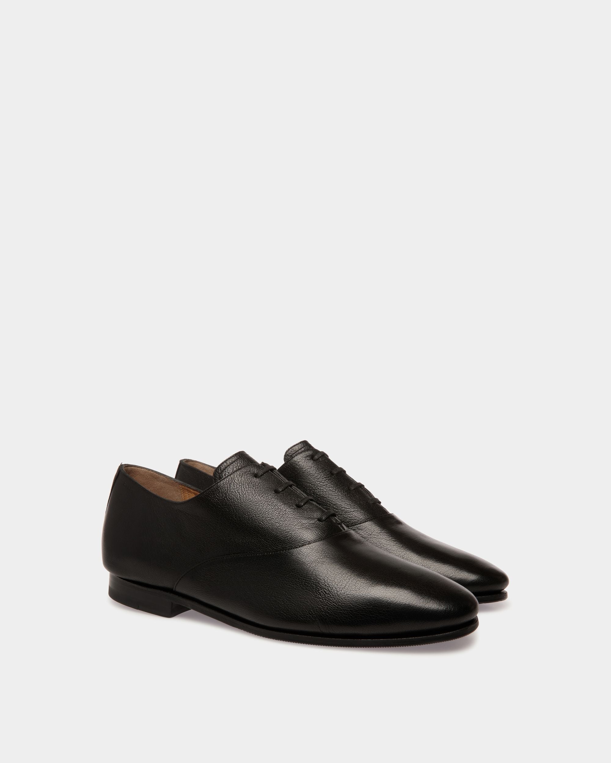 Bally Global - Plume Oxford in Black Grained Leather - Black