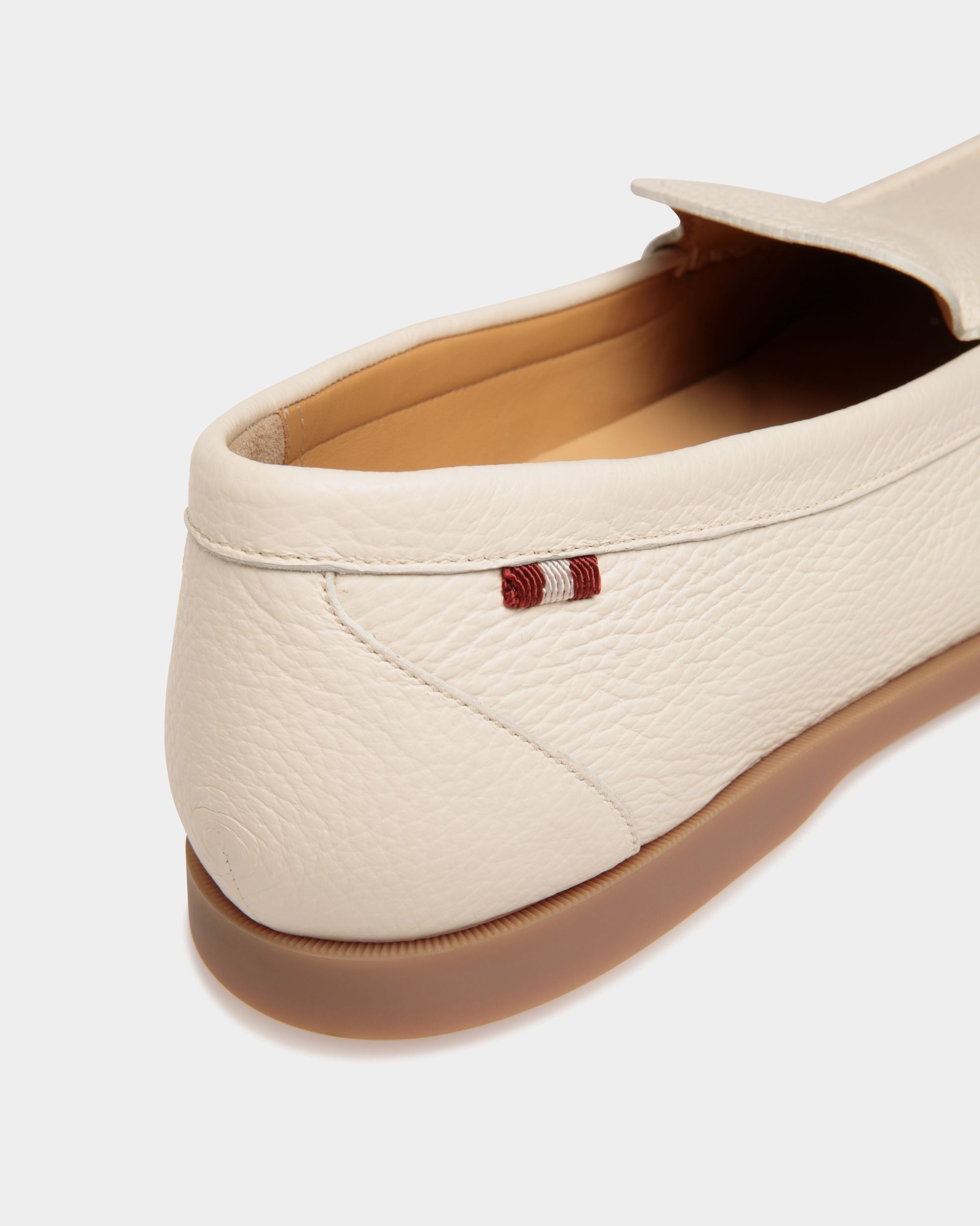 Bally Global - Mocasín Nelson De Piel De Ciervo Hueso - Blanco