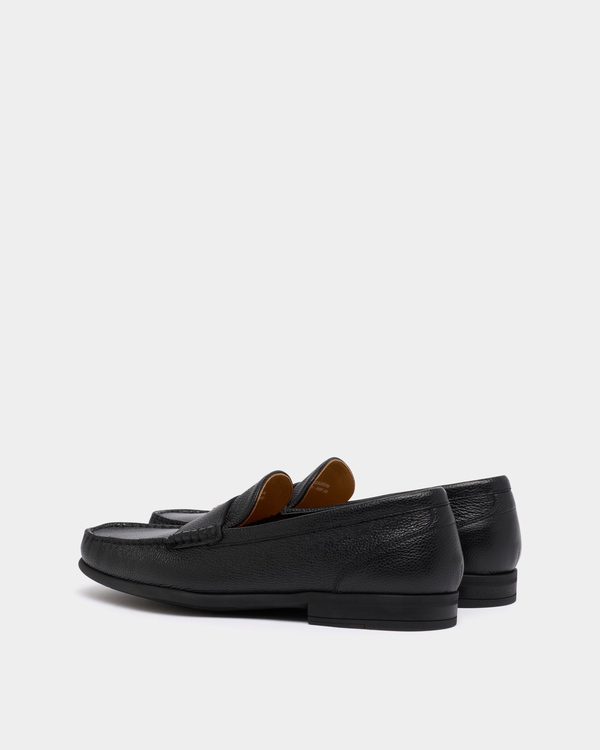 Bally Global - Drift Loafer in Black Grained Leather - Black