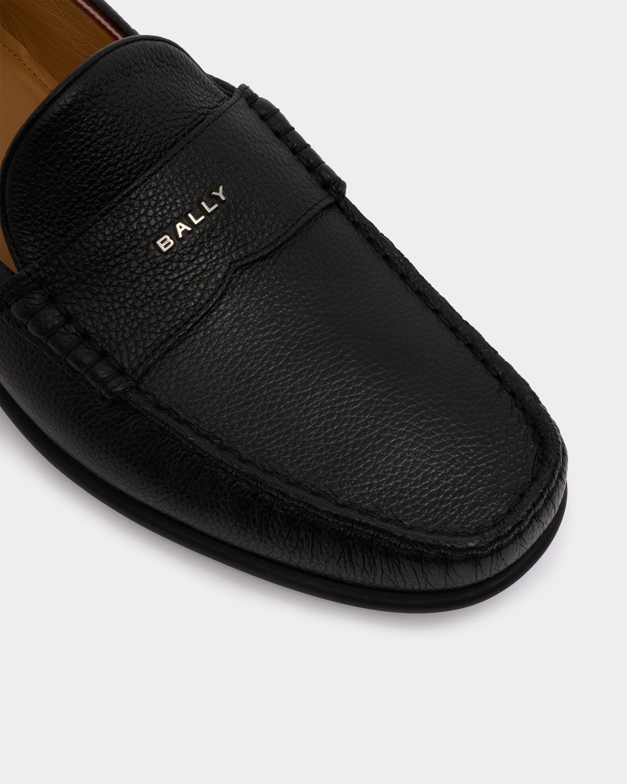Bally Global - Drift Loafer in Black Grained Leather - Black
