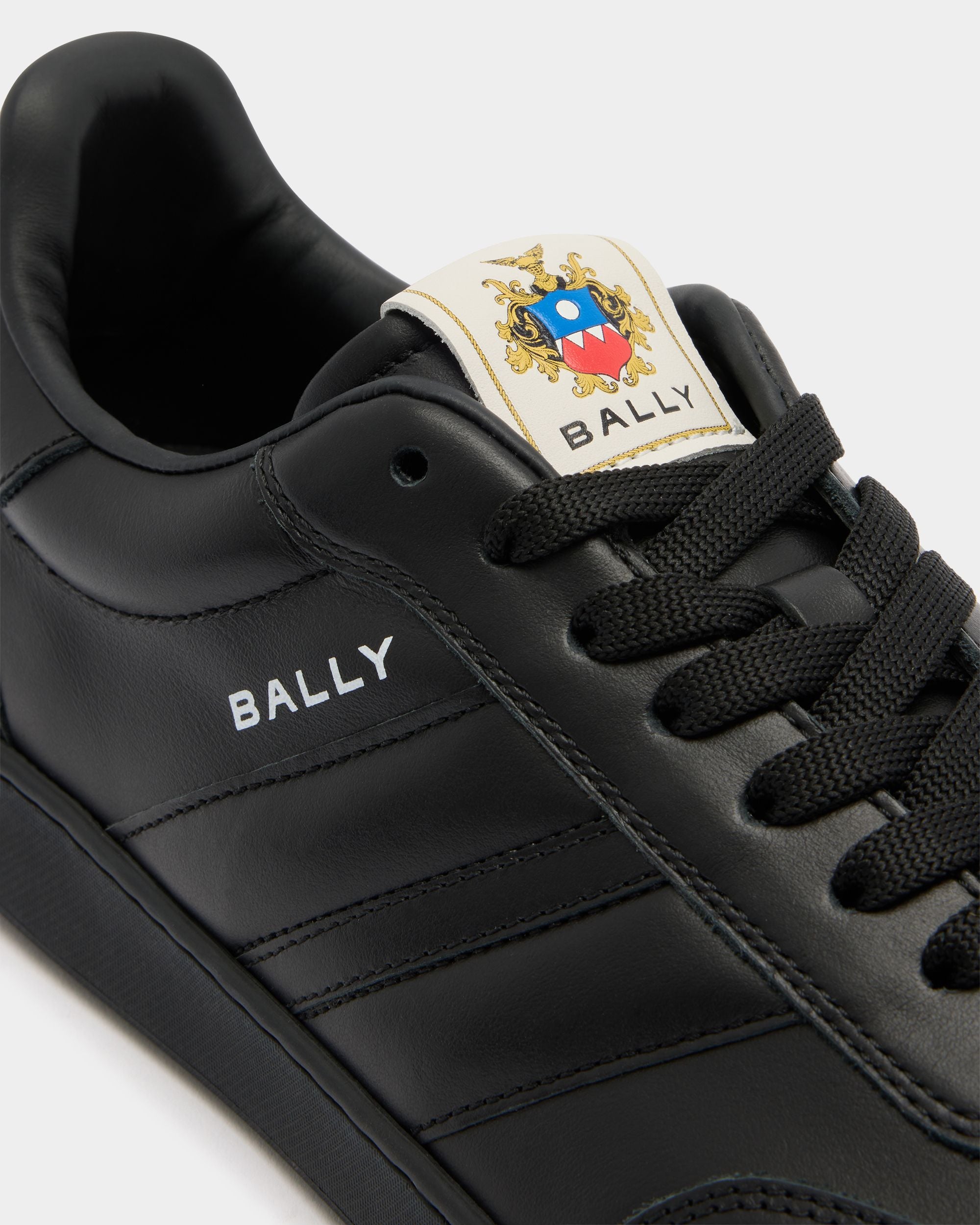 Bally Global - Retro Crest Sneaker Aus Leder In Schwarz - Schwarz
