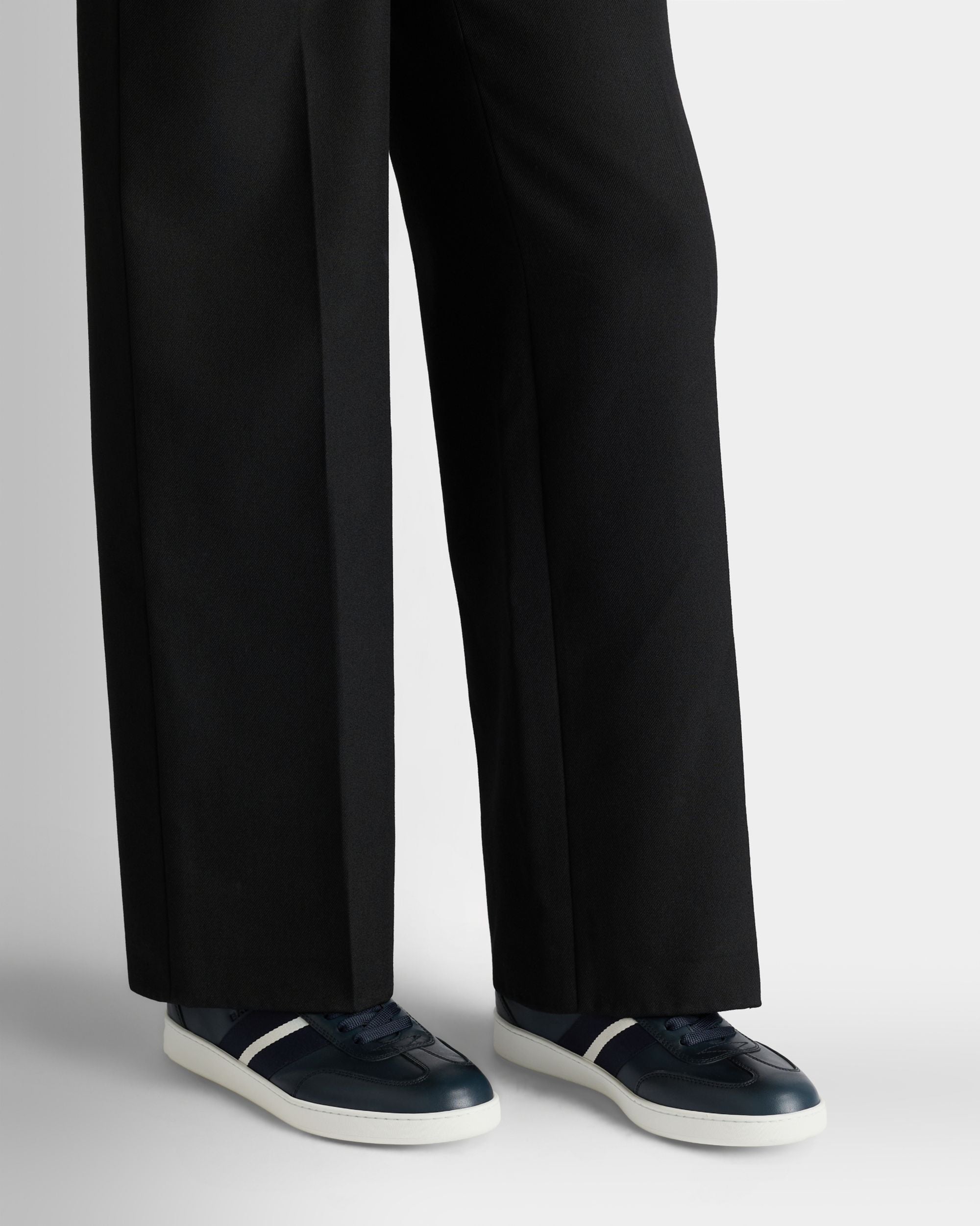 Bally Global - Sneaker Retro Crest En Cuir Navy Blue - Bleu