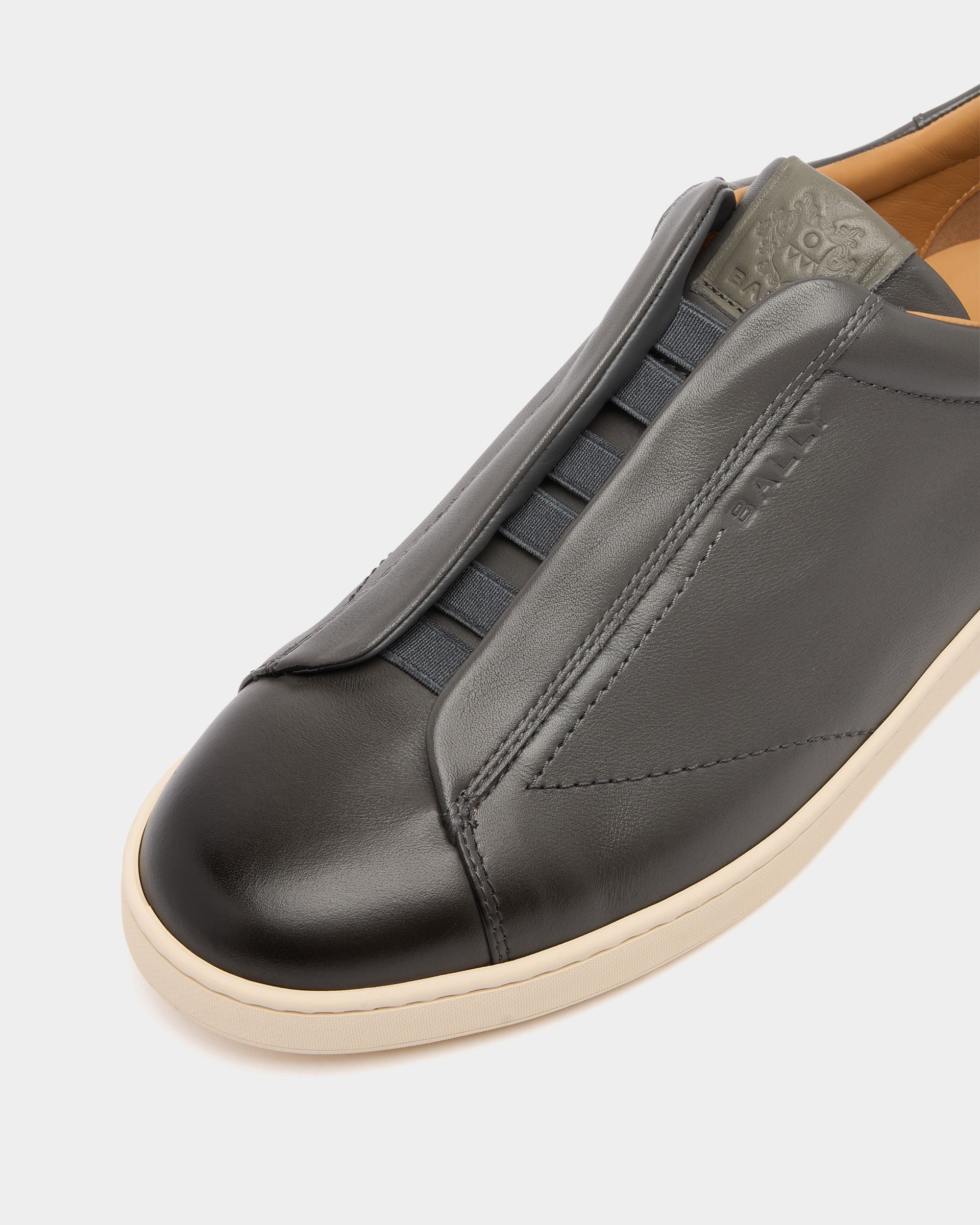Bally Global - Retro Crest Sneaker in Dark Grey Leather - Grey