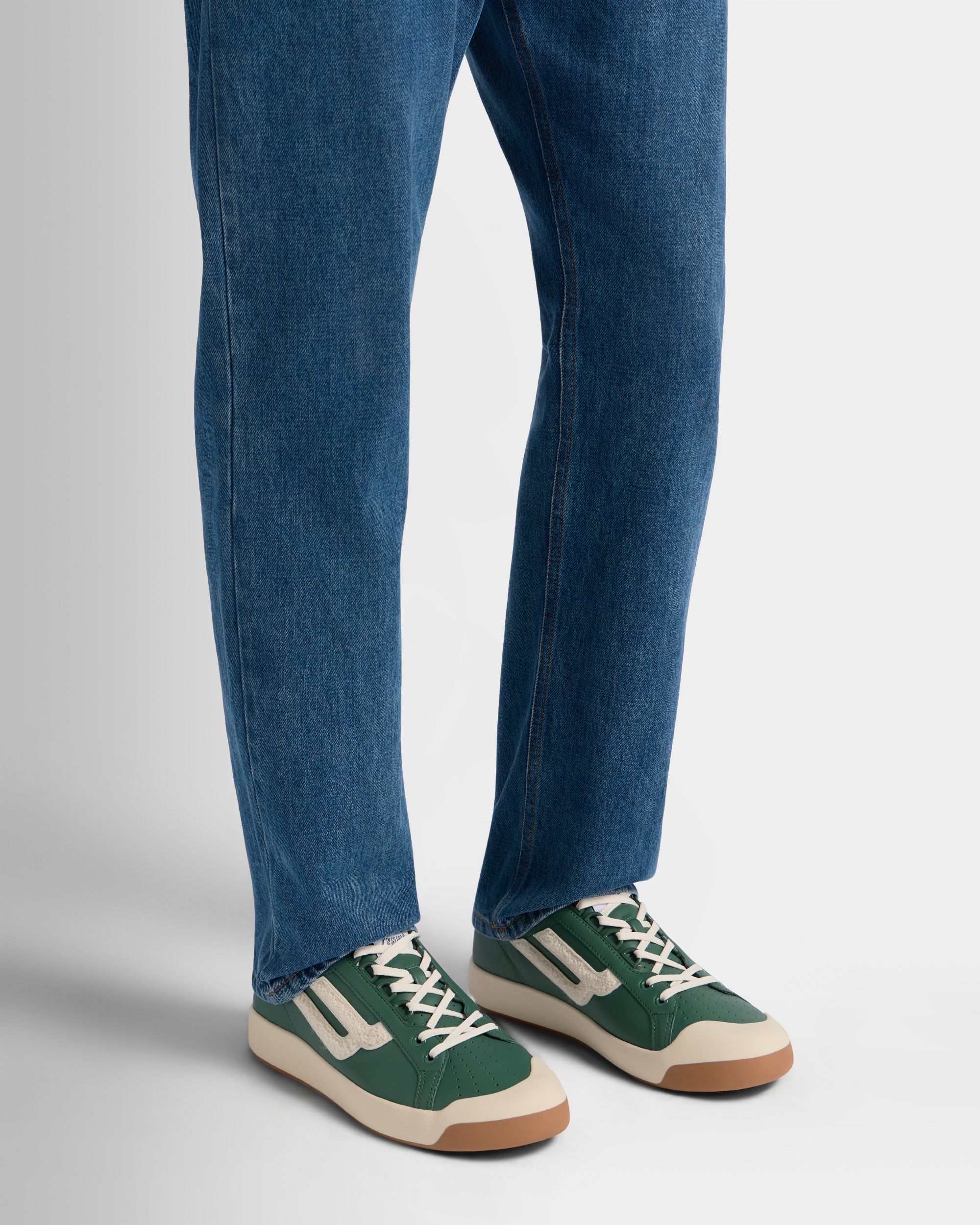 Bally Global - Sneaker aus Leder in Grün und Weiß aus der Tennis Collection - Green