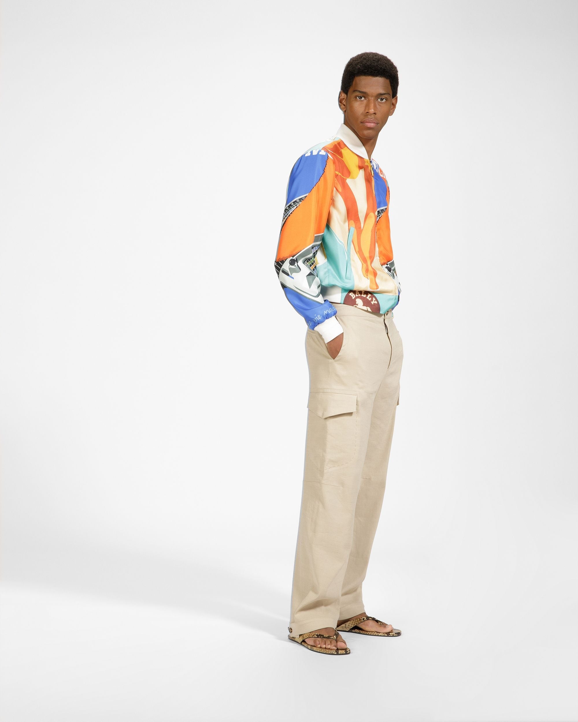 Bally Global - San Fernando Thong Sandals In Python Print - Marrón