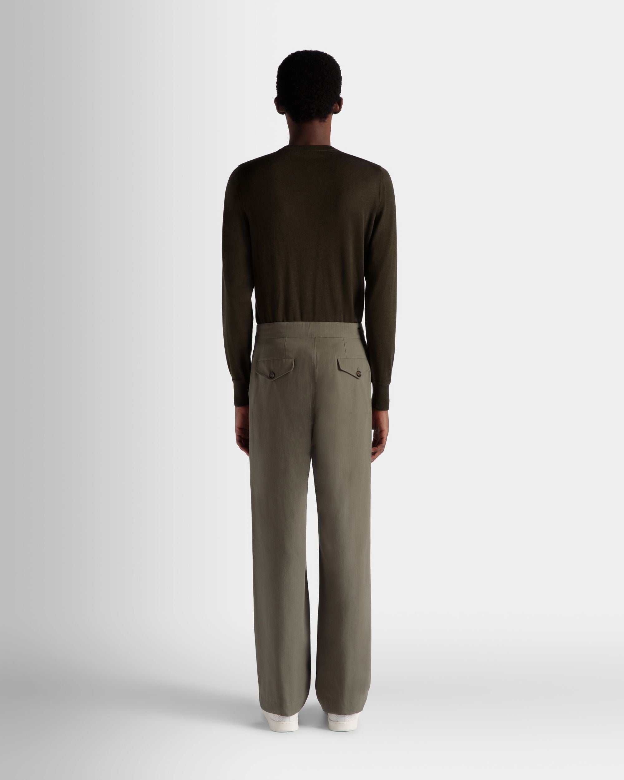 Bally Global - Adrien Brody Travel Collection Pants In Military Green Cotton - Verde