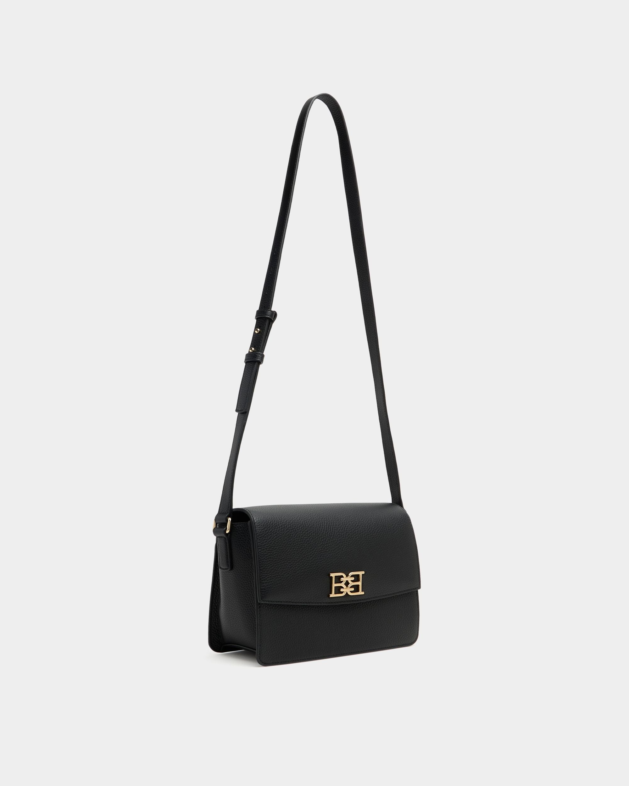 Bally Global - Umhängetasche aus genarbtem Leder in Schwarz - Black