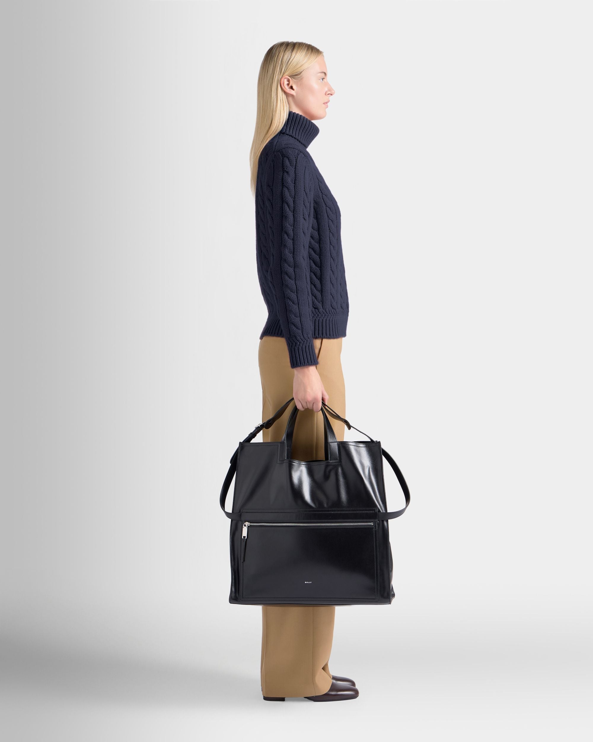 Bally Global - Easy Bally Foldable Tote in Black Leather - Black