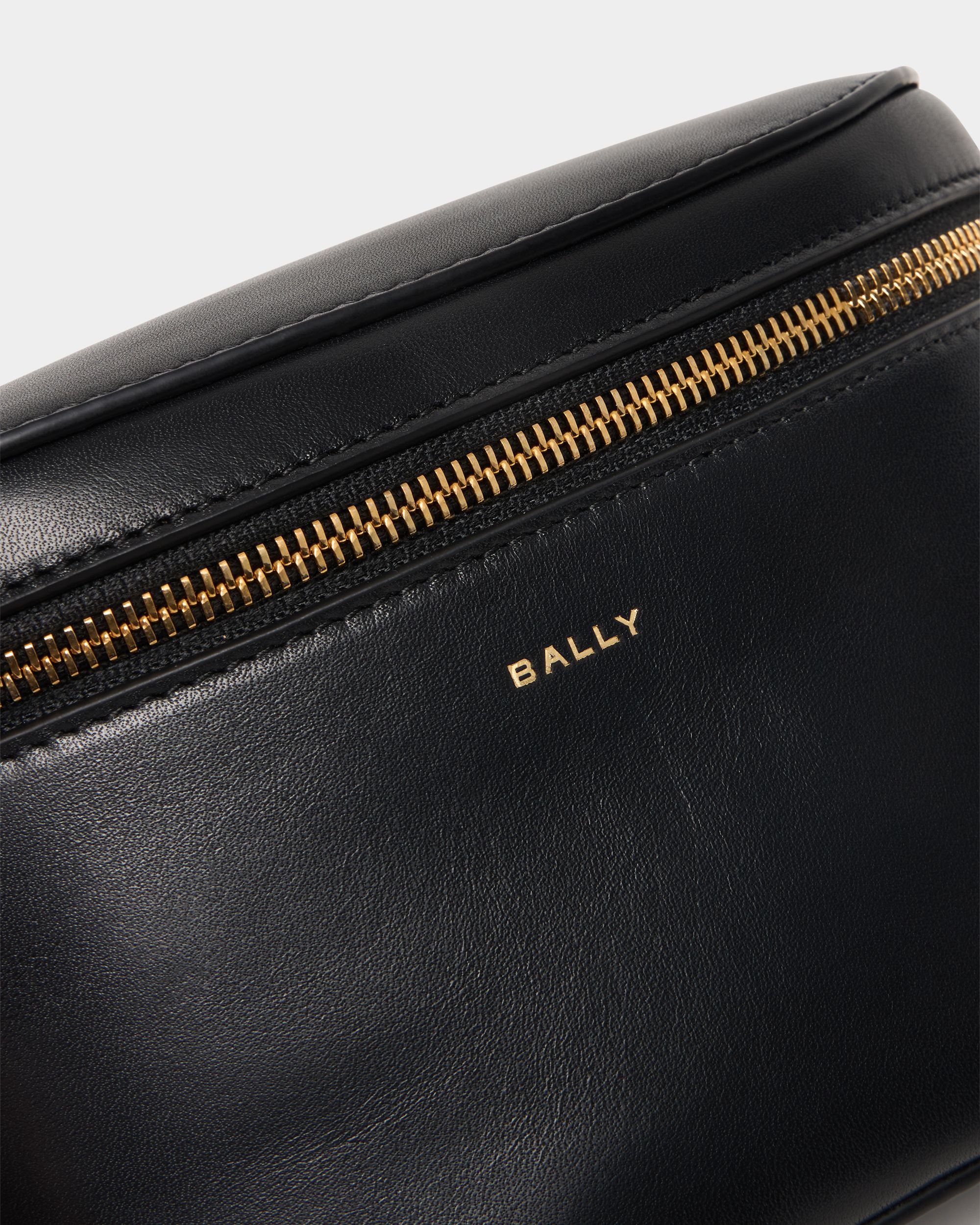 Bally Global - Bolso multifuncional Althea de piel negra - Negro