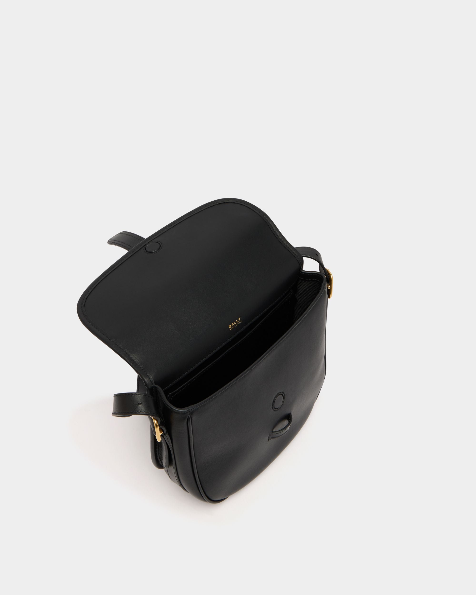 Bally Global - Umhängetasche Beckett aus Leder in Schwarz - Black