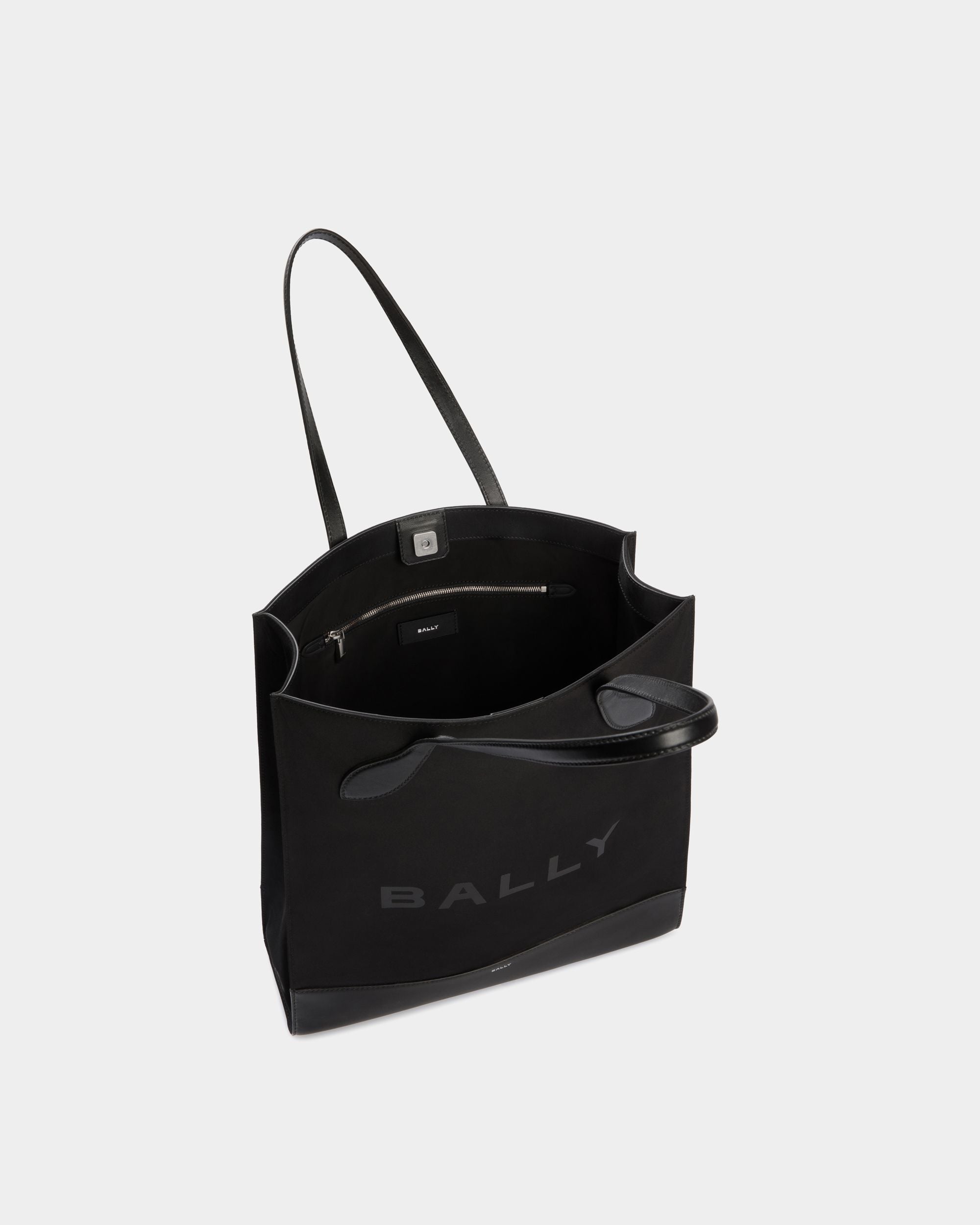 Bally Global - Bolso Tote Bar De Nailon Y Piel Negra - Negro