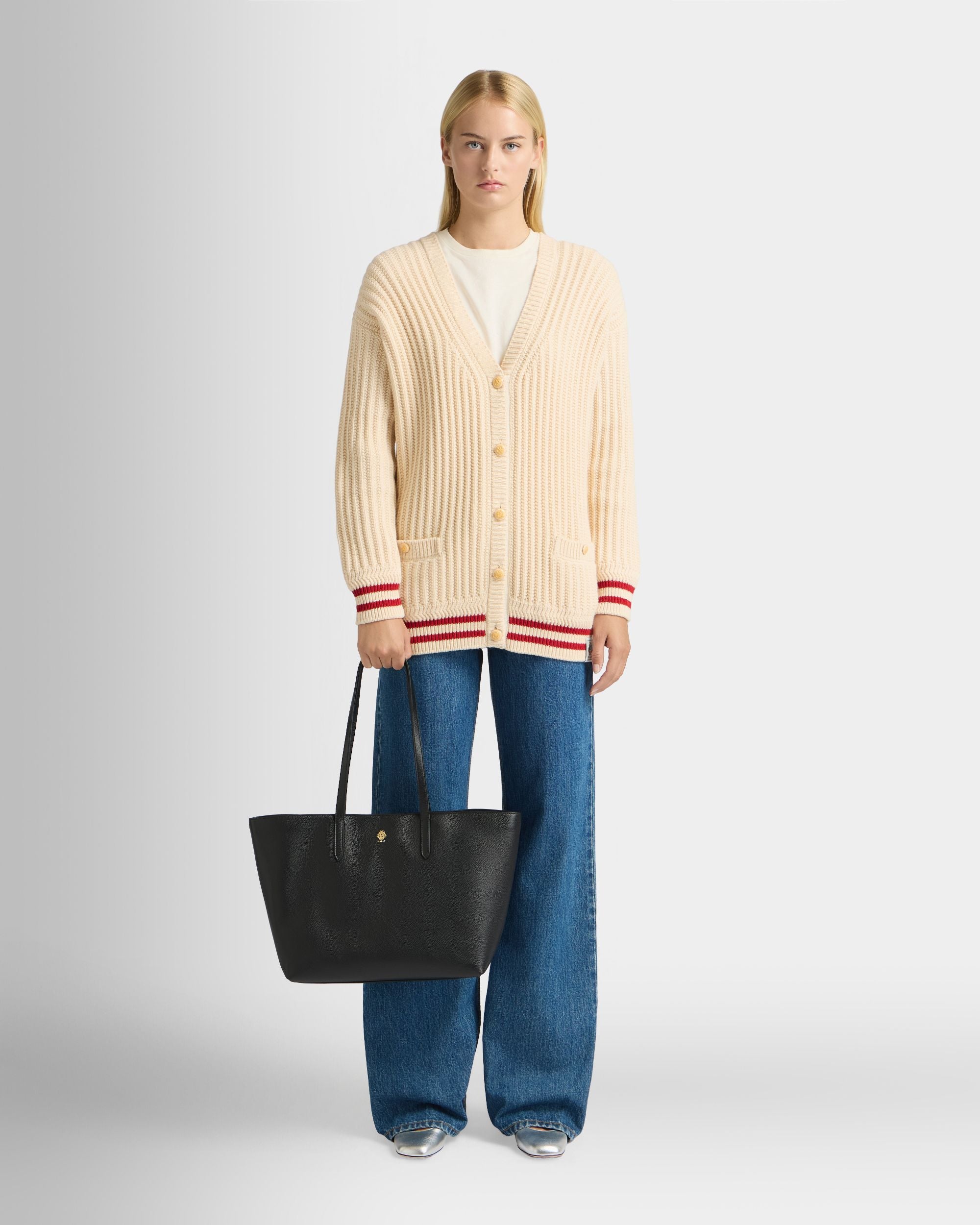 Bally Global - Tote Hera aus genarbtem Leder in Schwarz - Black