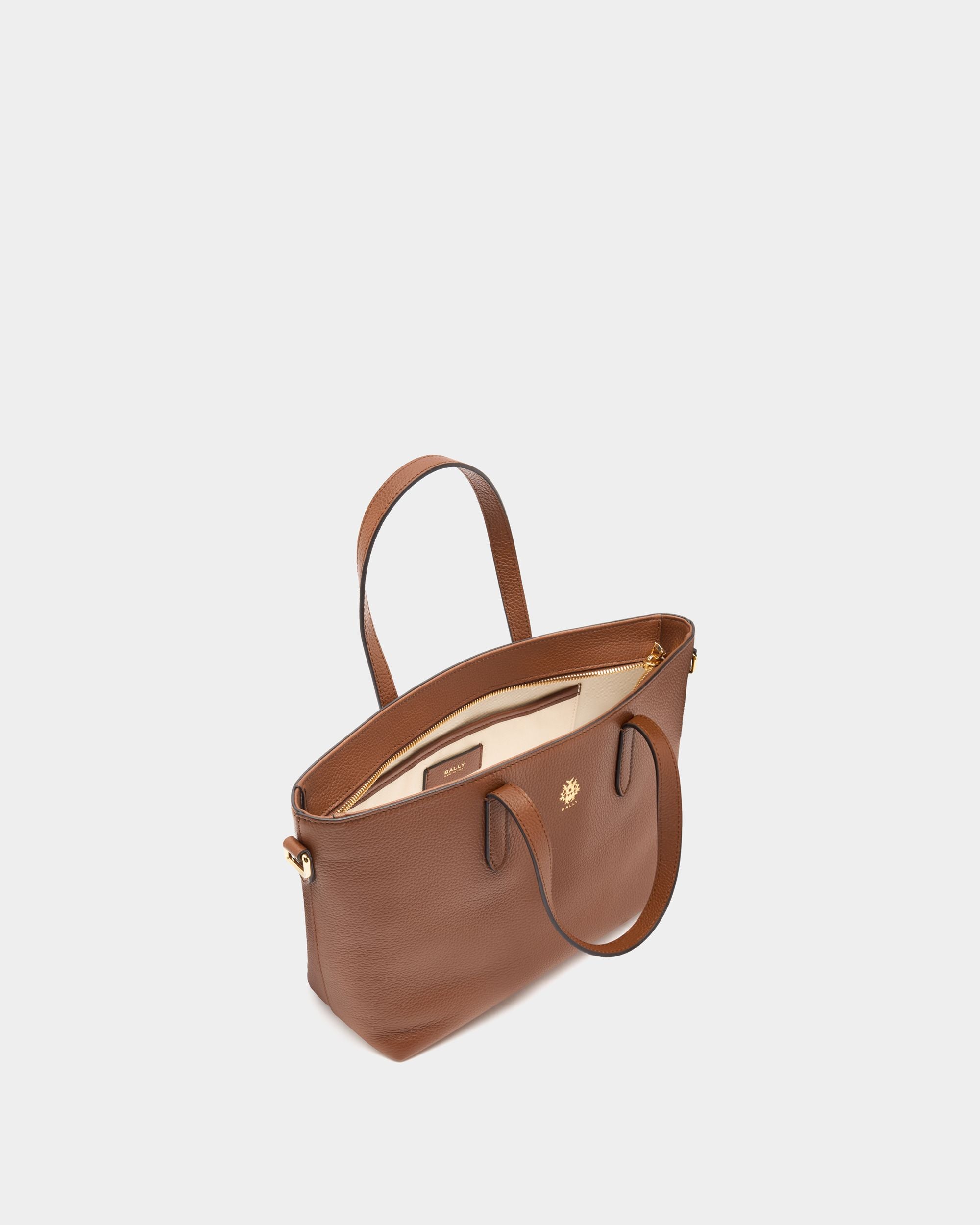 Bally Global - Hera Tote Bag in Brown Grained Leather - Brown