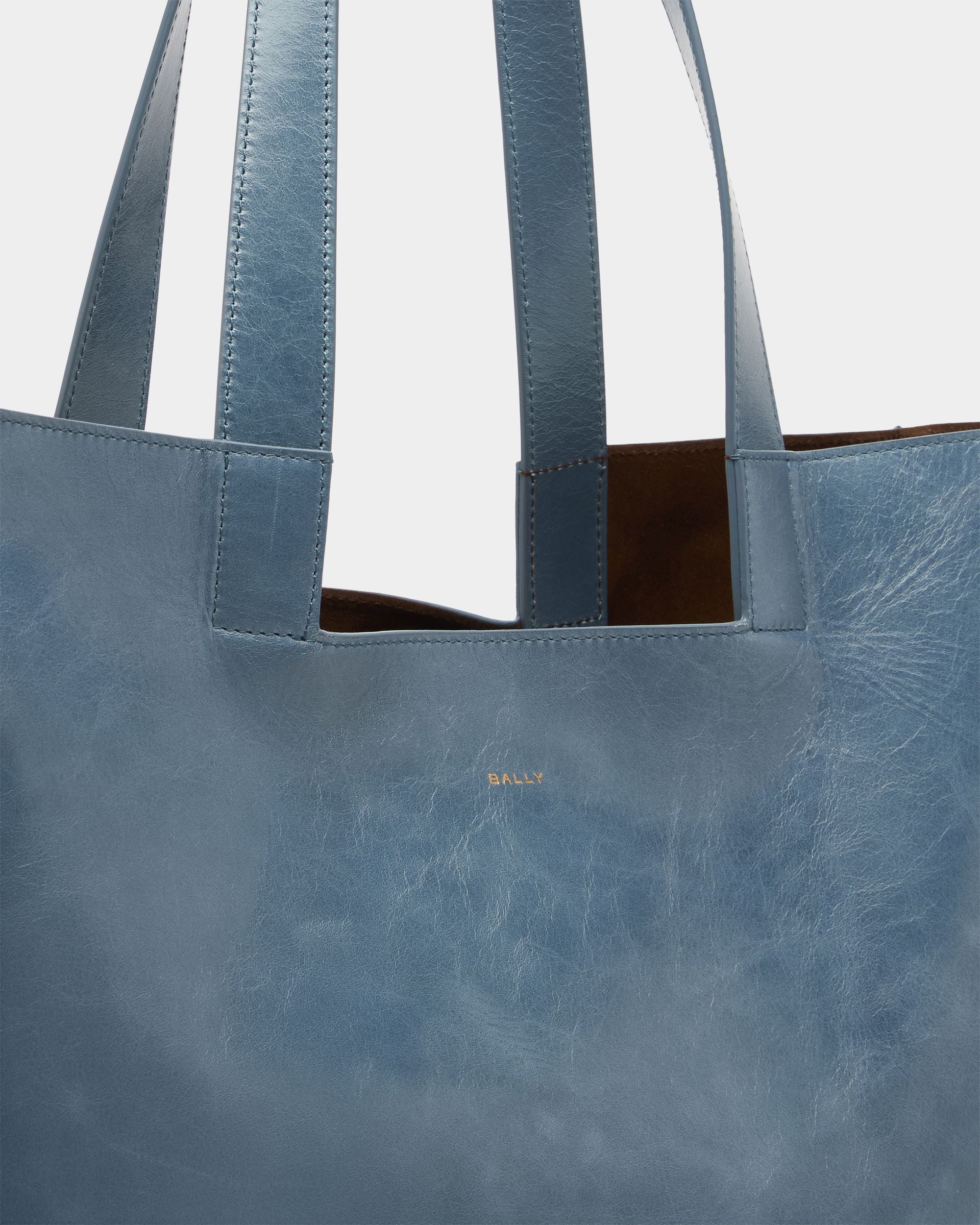 Bally Global - Easy Bally Tote Bag in Light Blue Leather - Blue