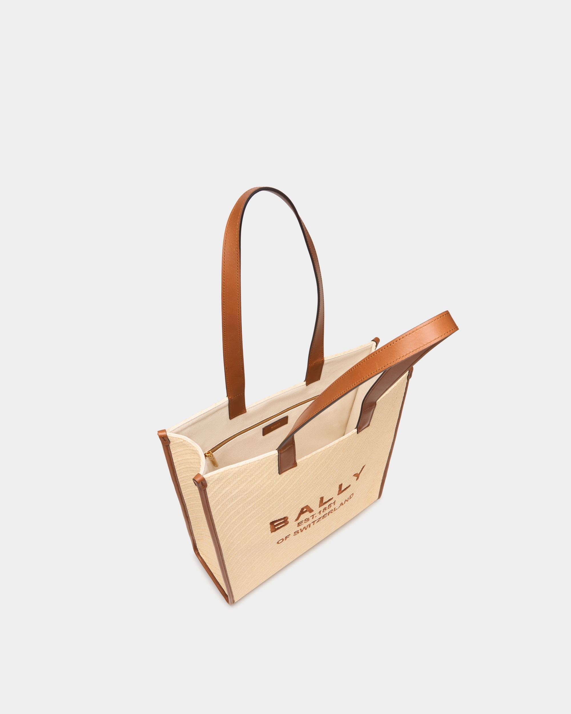 Bally Global - La Plage Tragetasche aus Stoff in Beige mit Bast-Effekt - Beige