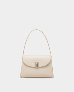 Ollam Shoulder Bag in White Leather