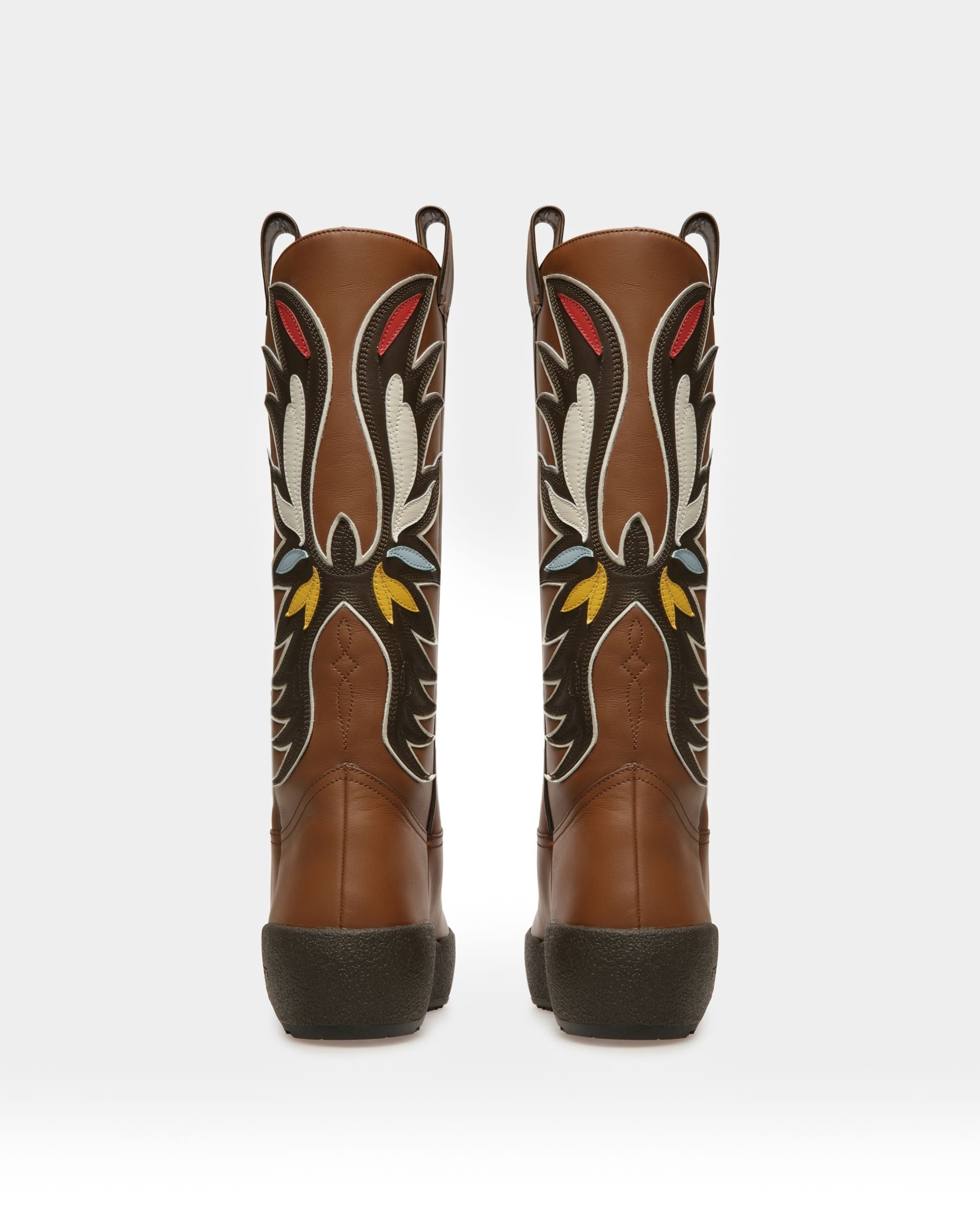 Bally Global - Bota Alta RV De La Colección Curling De Piel En Marrón - Marrón