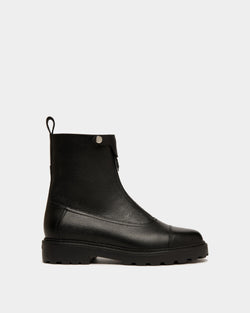 Gusto Bootie in Black Grained Leather