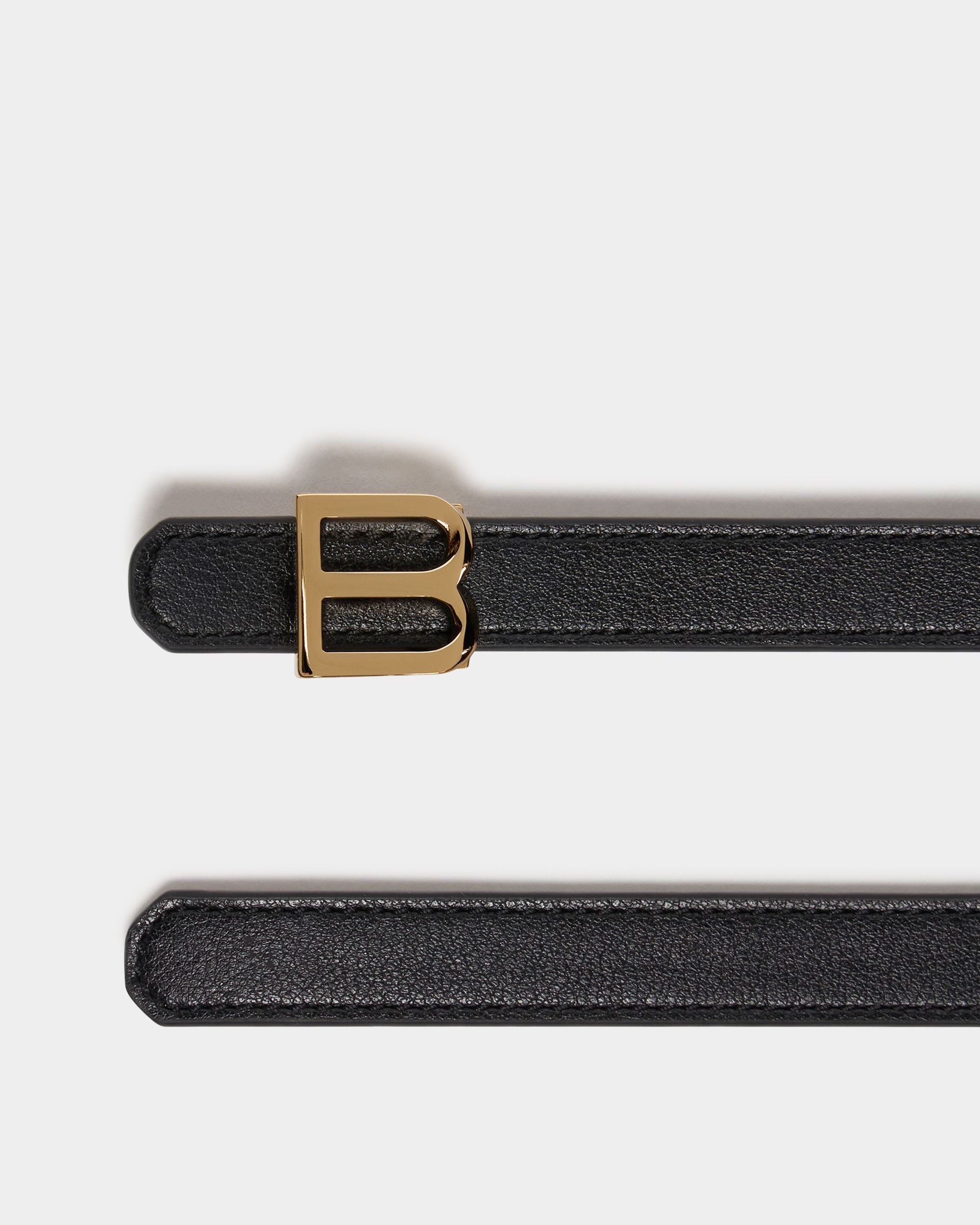 Bally Global - B Twist 15 mm Reversible Belt in Black and Brown Leather - Multicolor