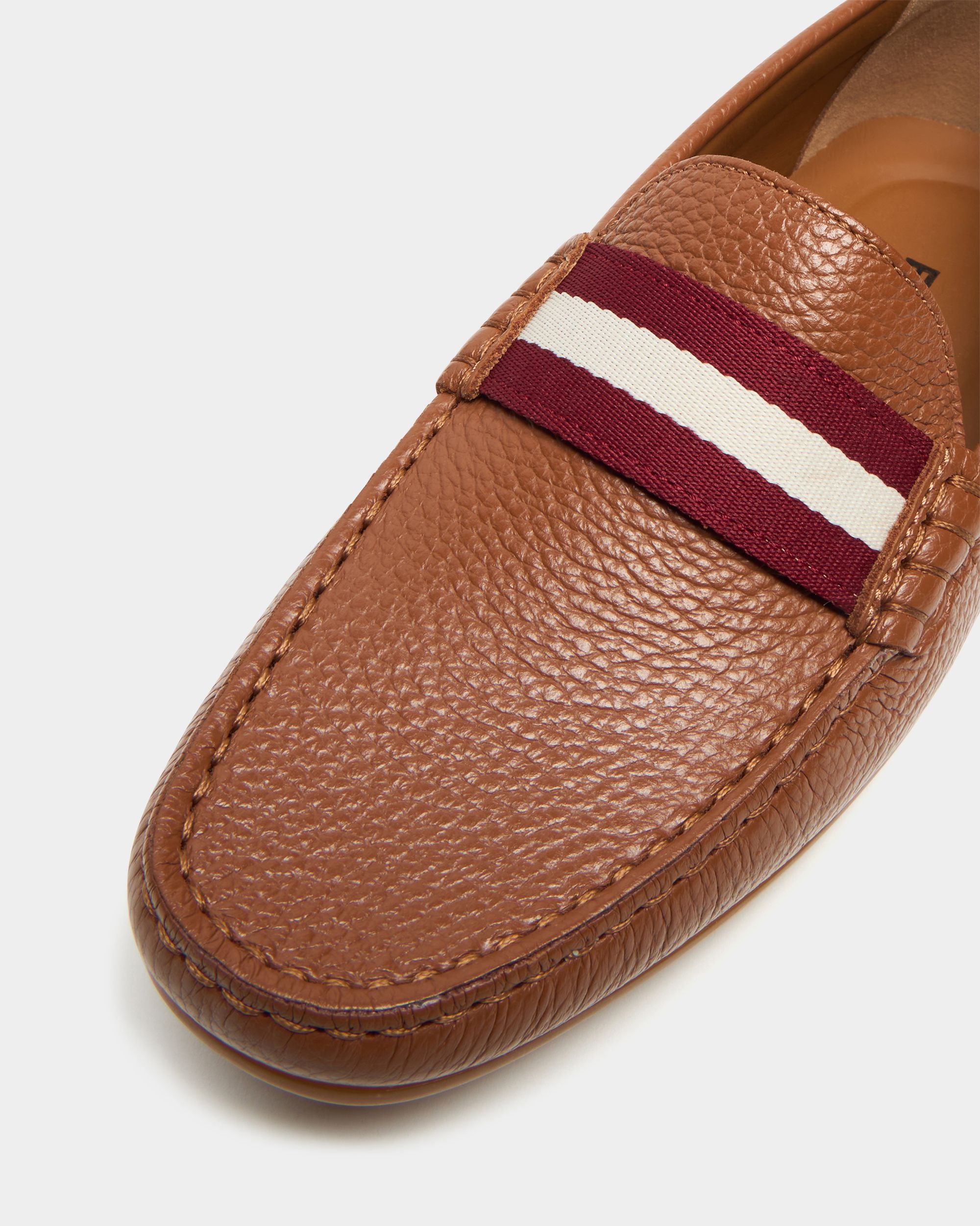 Bally Global - Clay Driver in Brown Grained Leather - Brown