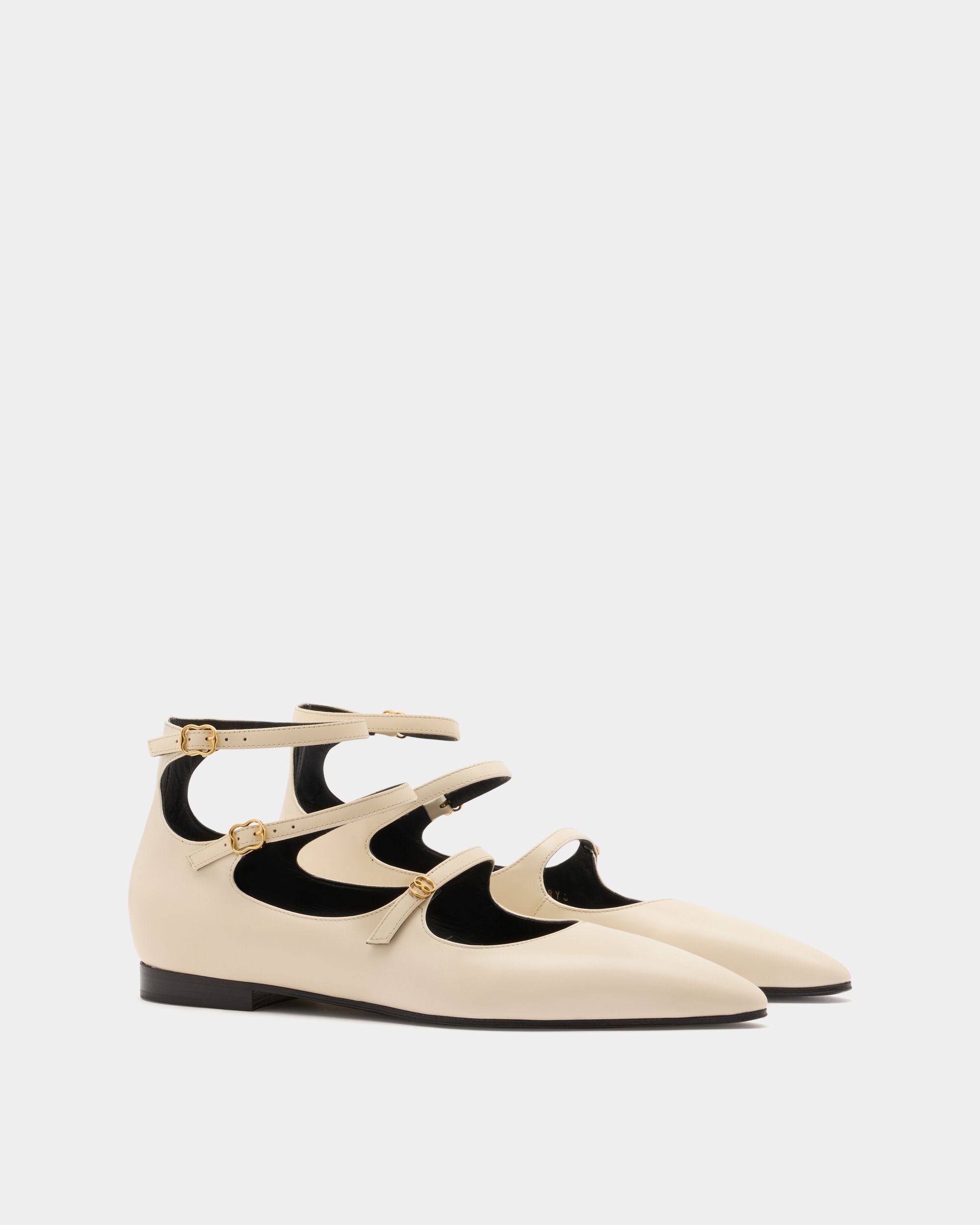 Bally Global - Marilou Flat Pumps In White Leather - White
