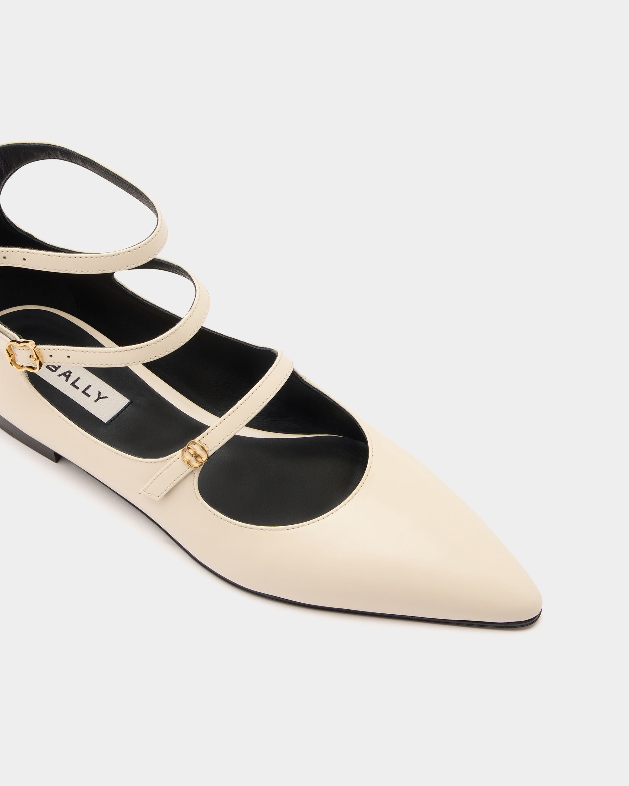 Bally Global - Marilou Flat Pumps In White Leather - White