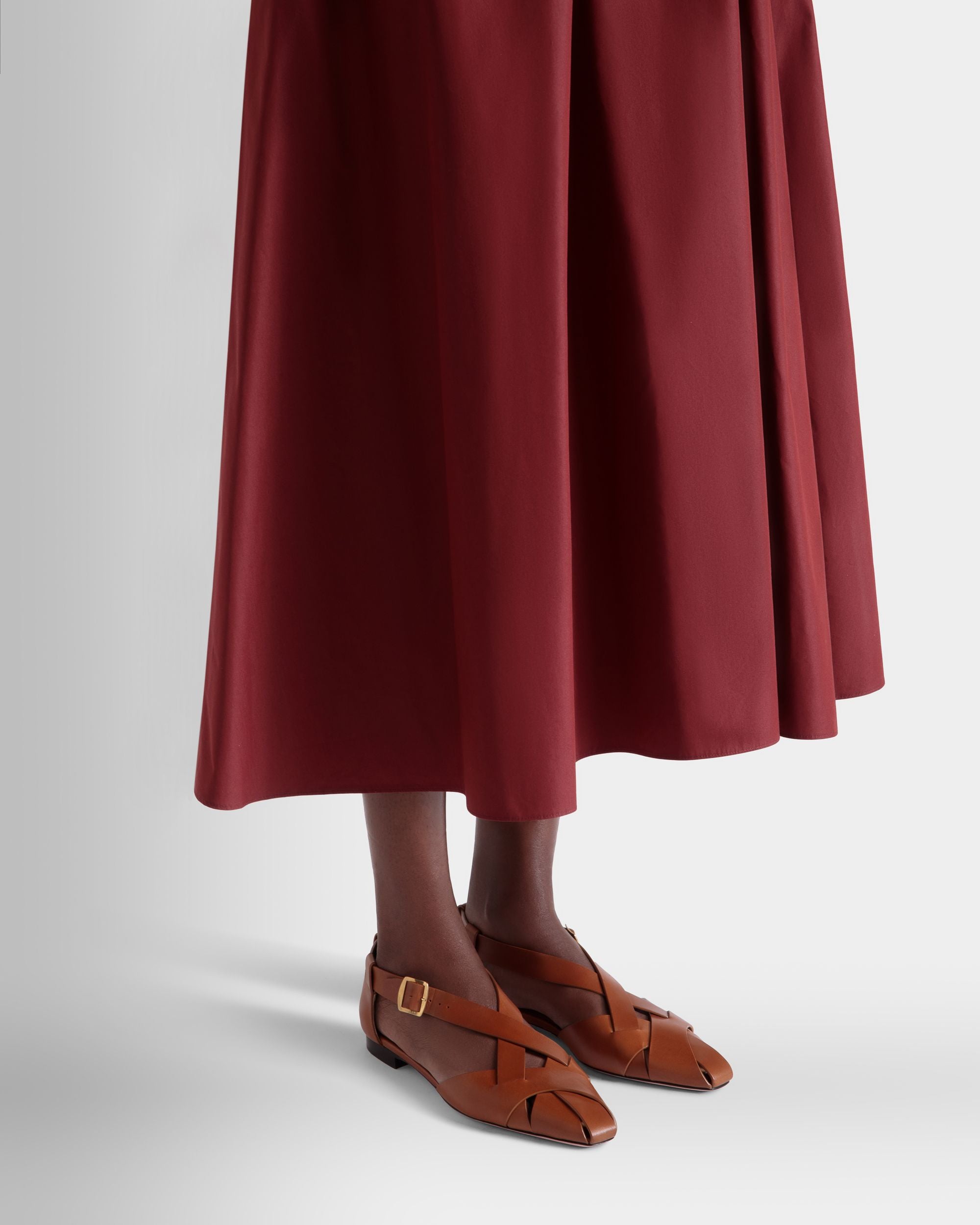 Bally Global - Sylt Flat in Brown Brushed Leather - Marrón